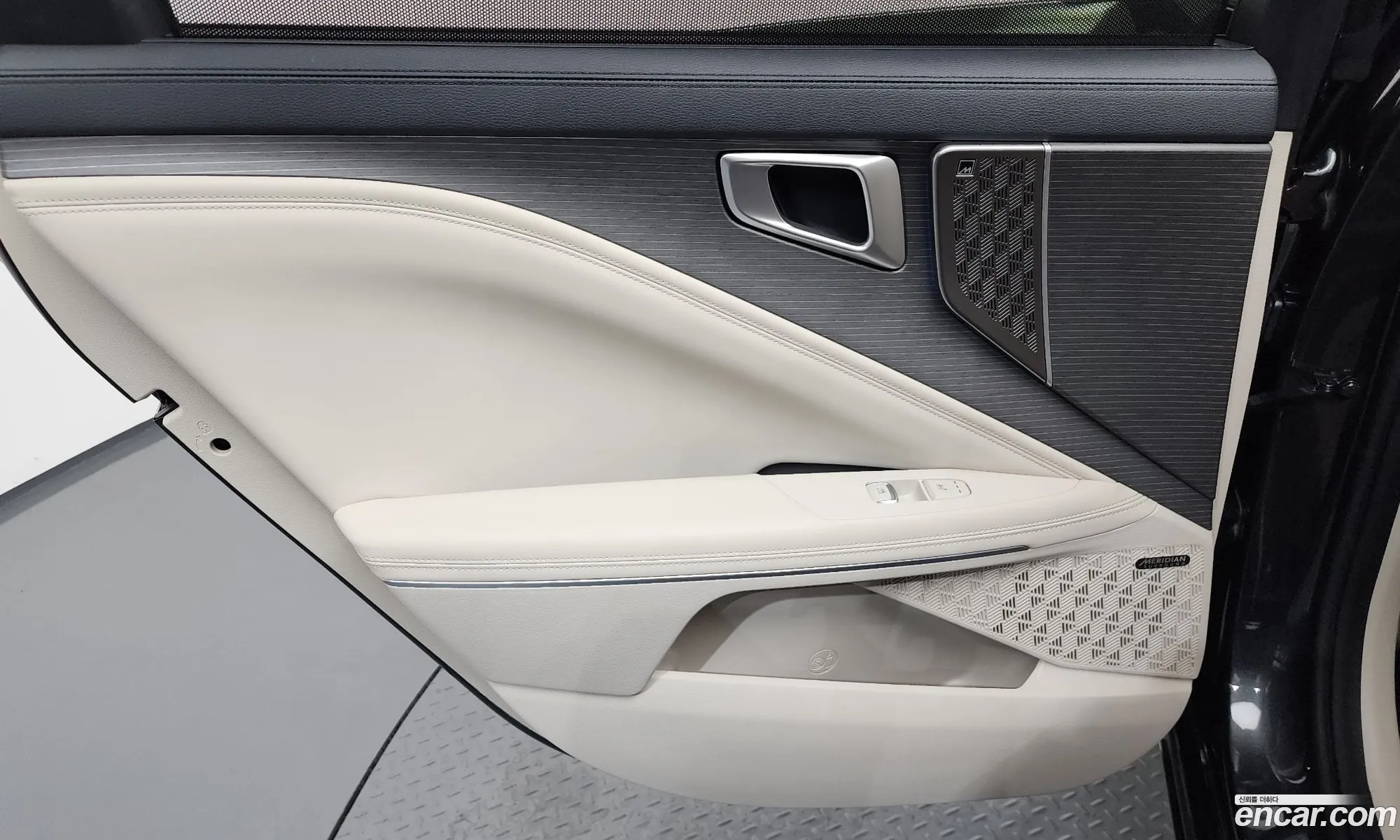 Kia K8 Hybrid 2026 — 10