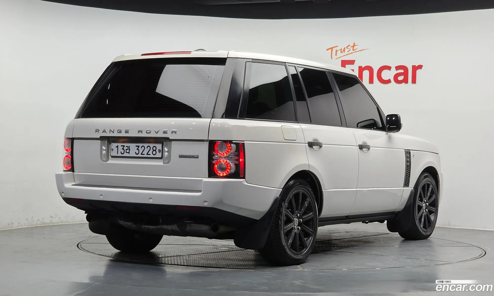 Land Rover Range Rover 2010 SALMF1E42AA317459 — 8