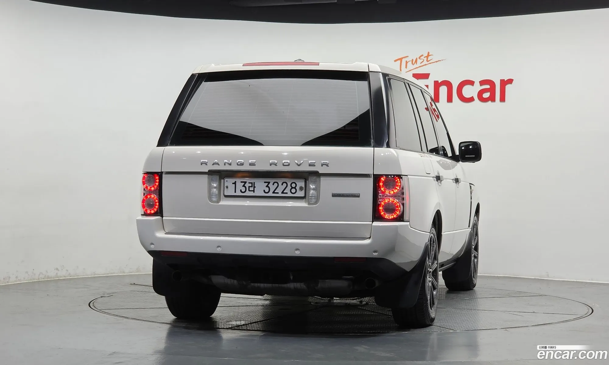 Land Rover Range Rover 2010 SALMF1E42AA317459 — 6