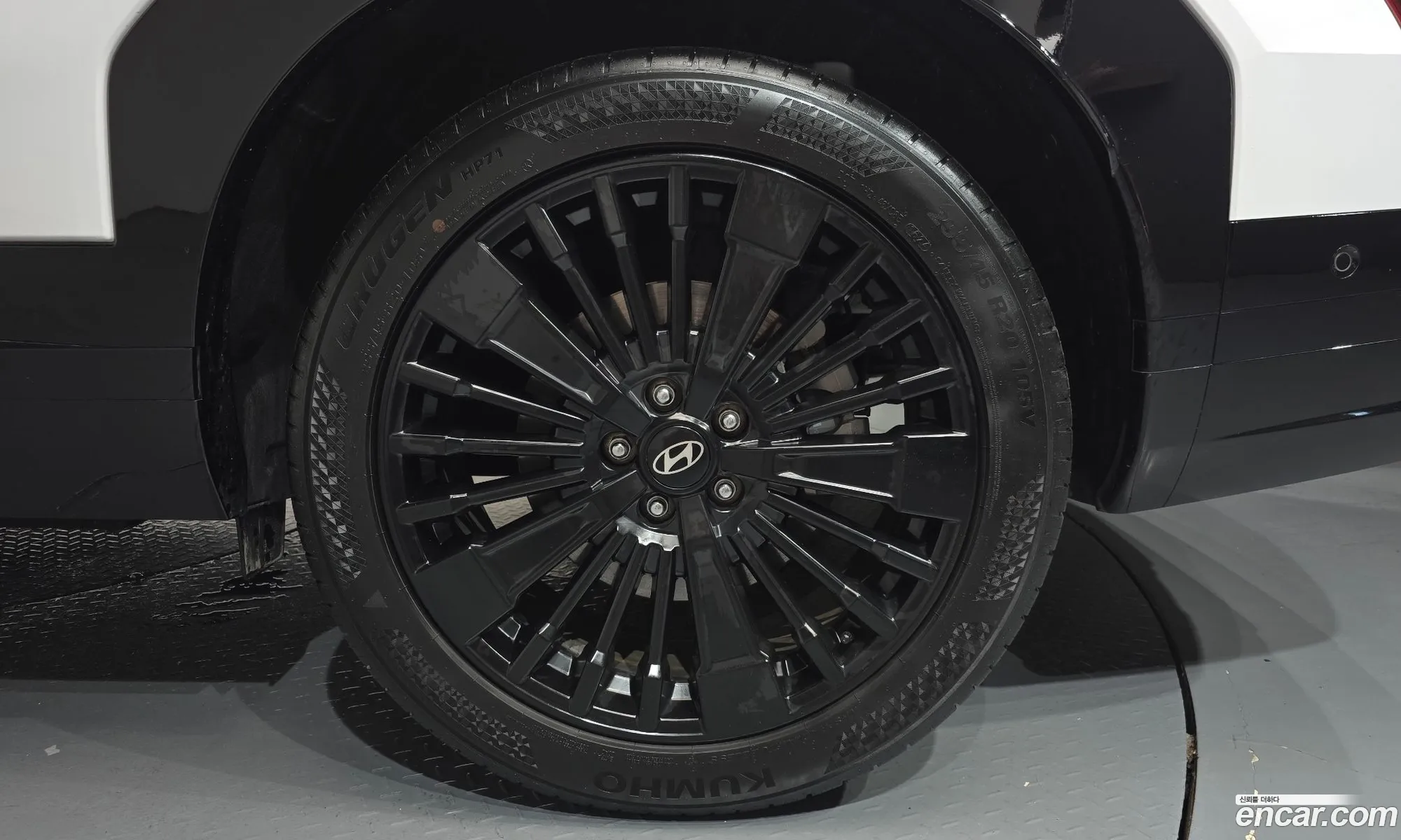 Hyundai Santa Fe 2024 — 10