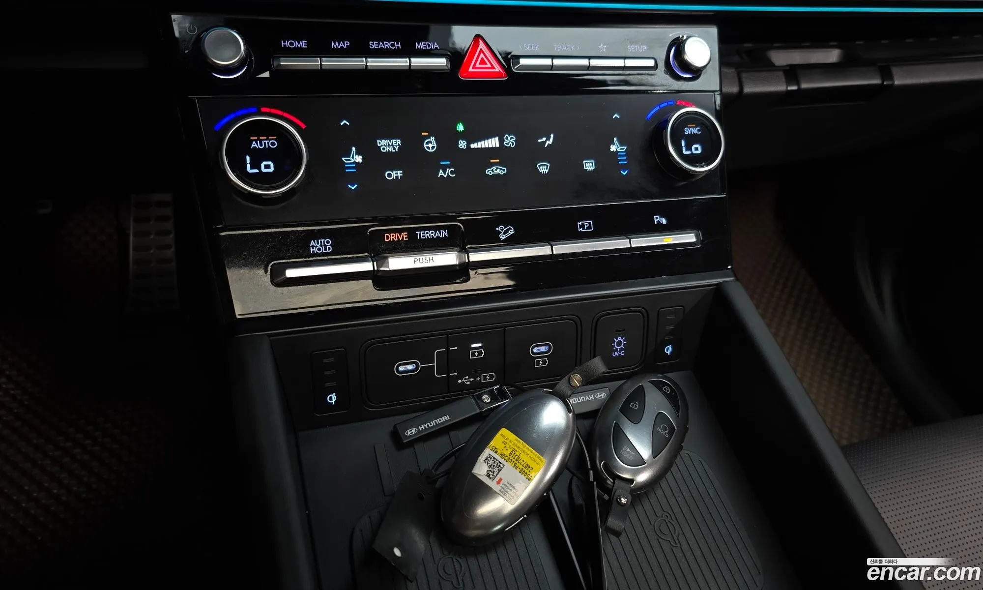 Hyundai Santa Fe 2024 — 32