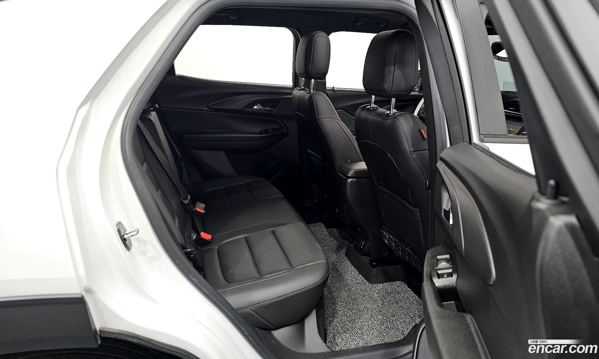 Chevrolet (GM Daewoo) Trailblazer 2022 — 34