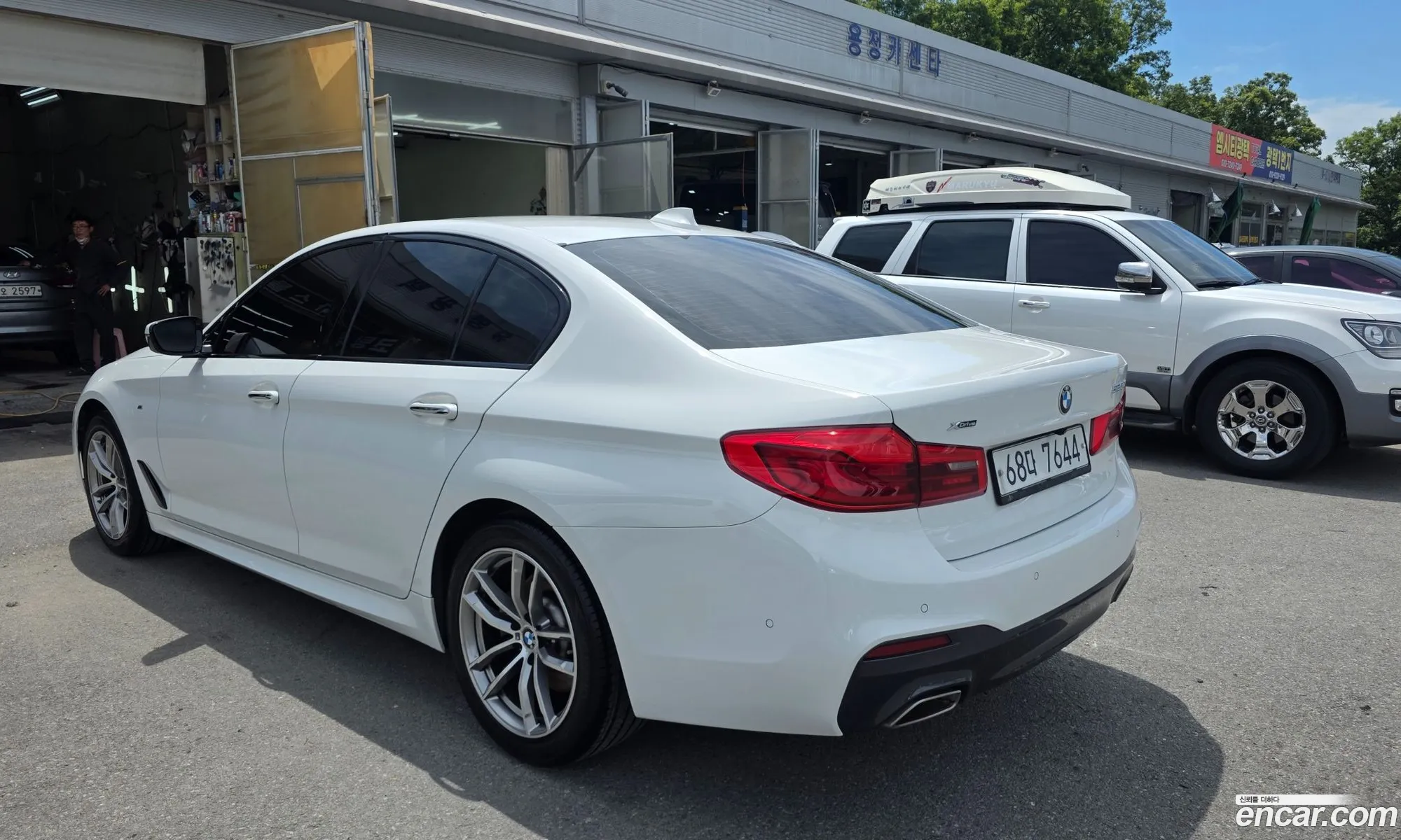 BMW 5 Series 2017 — 12