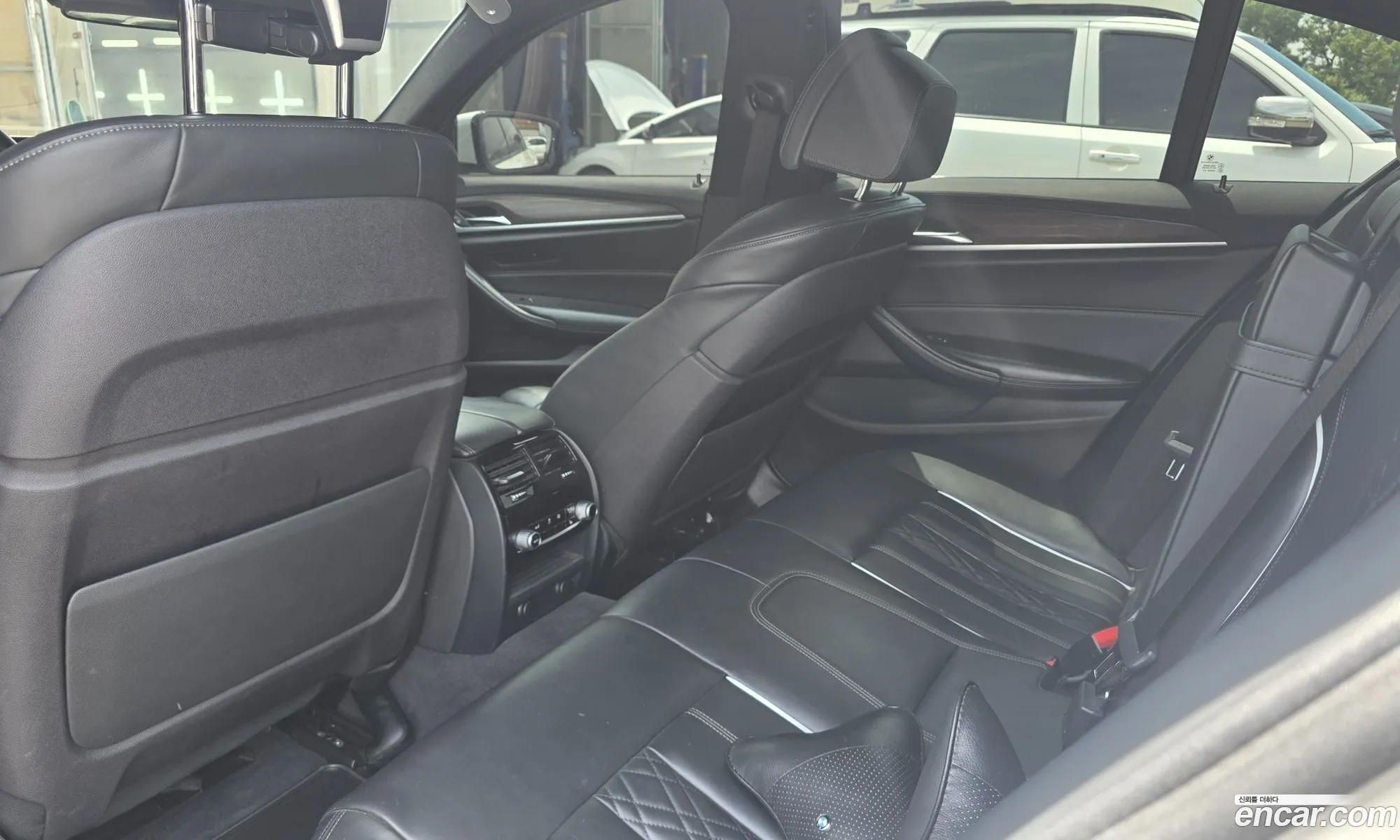 BMW 5 Series 2017 — 18