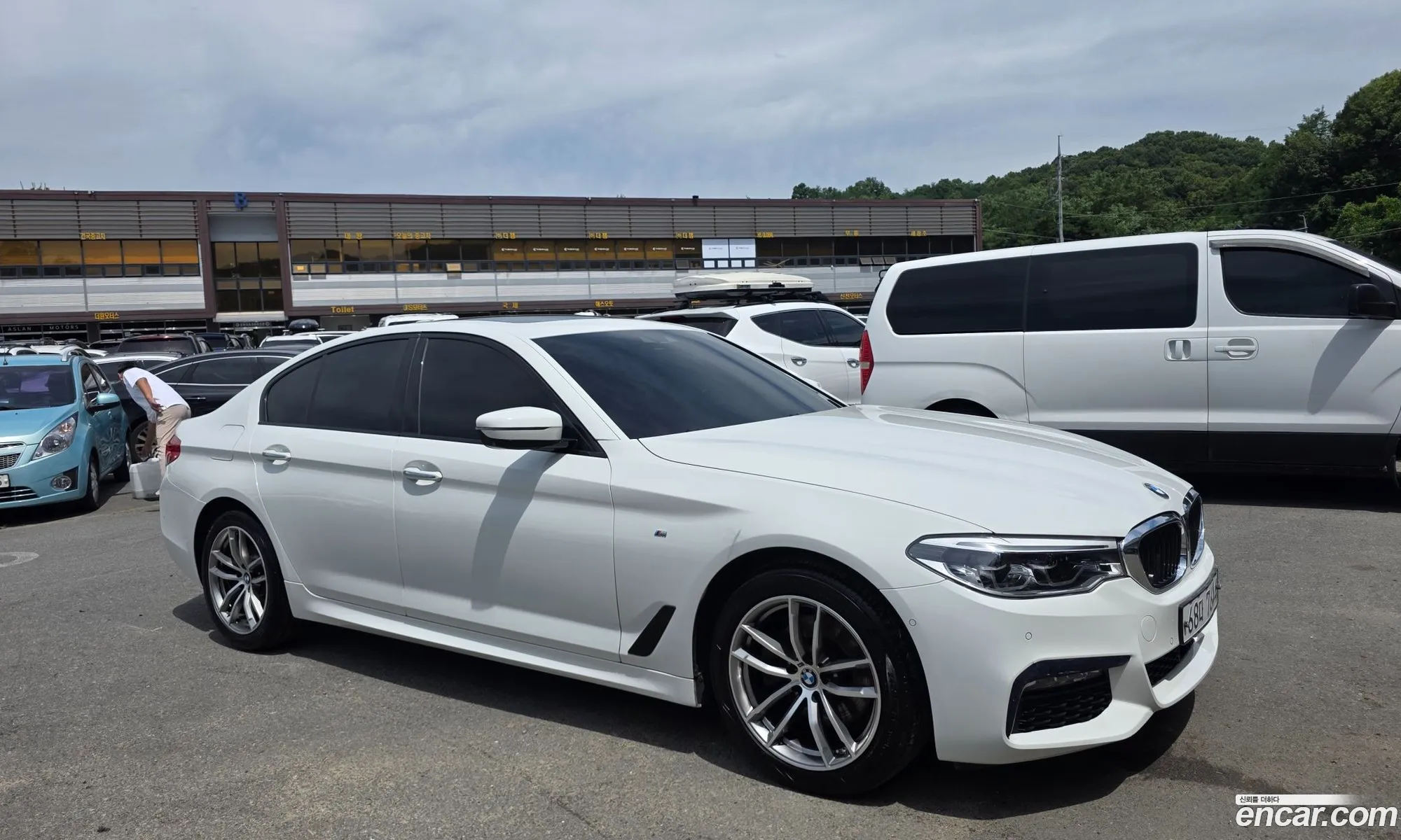 BMW 5 Series 2017 — 10