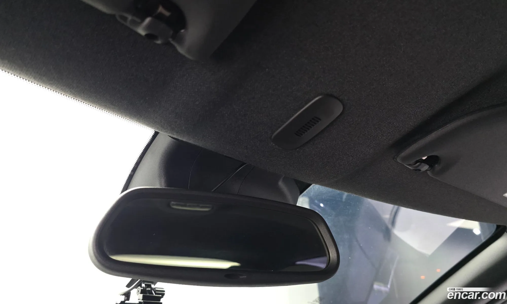 Citroen/DS DS3 2017 VF7SABHYMHW500208 — 12