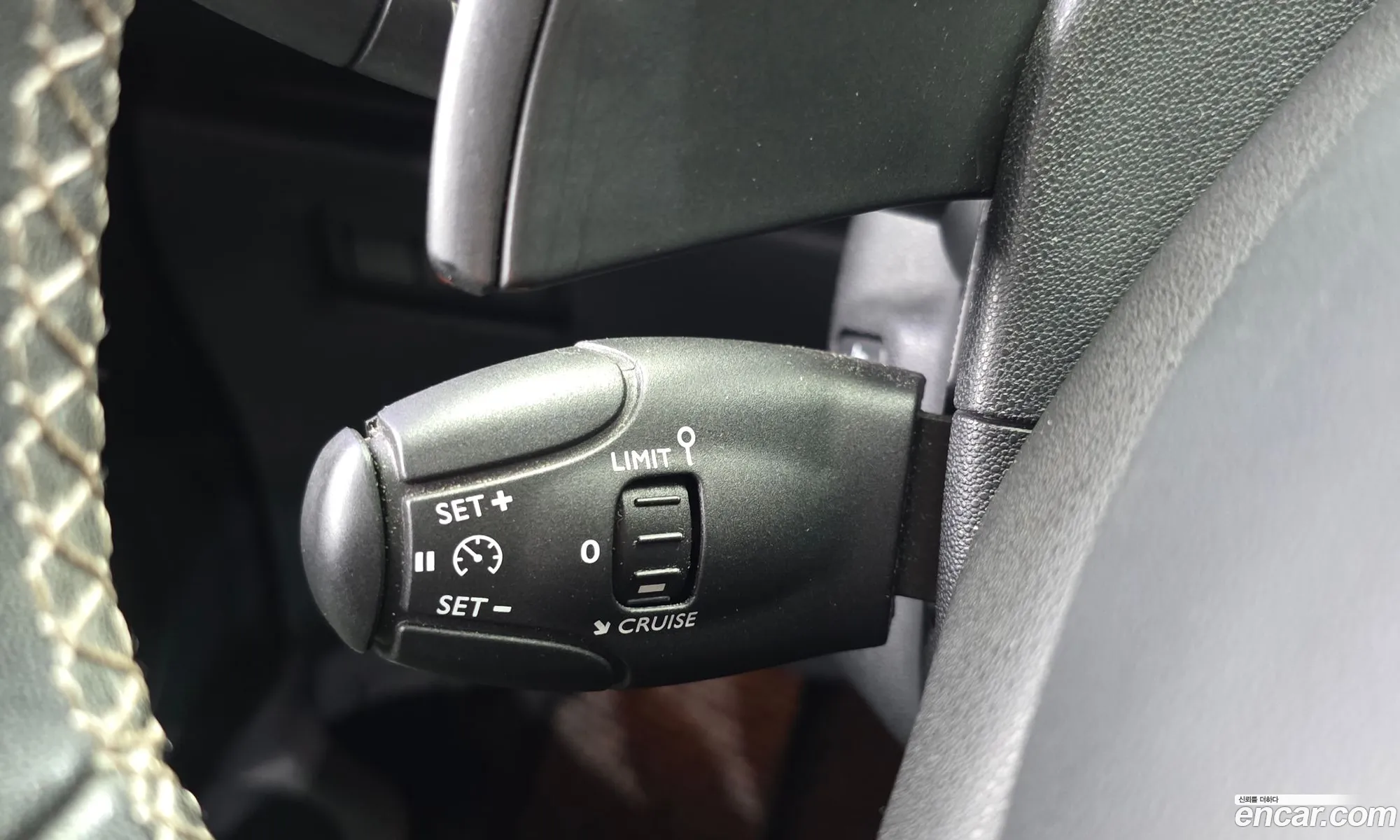 Citroen/DS DS3 2017 VF7SABHYMHW500208 — 16