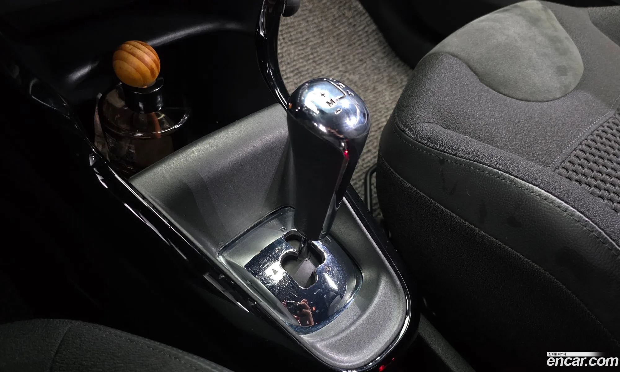 Citroen/DS DS3 2017 VF7SABHYMHW500208 — 11