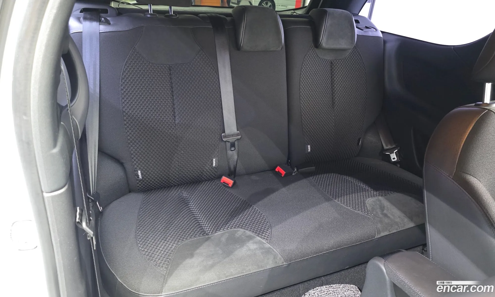 Citroen/DS DS3 2017 VF7SABHYMHW500208 — 8