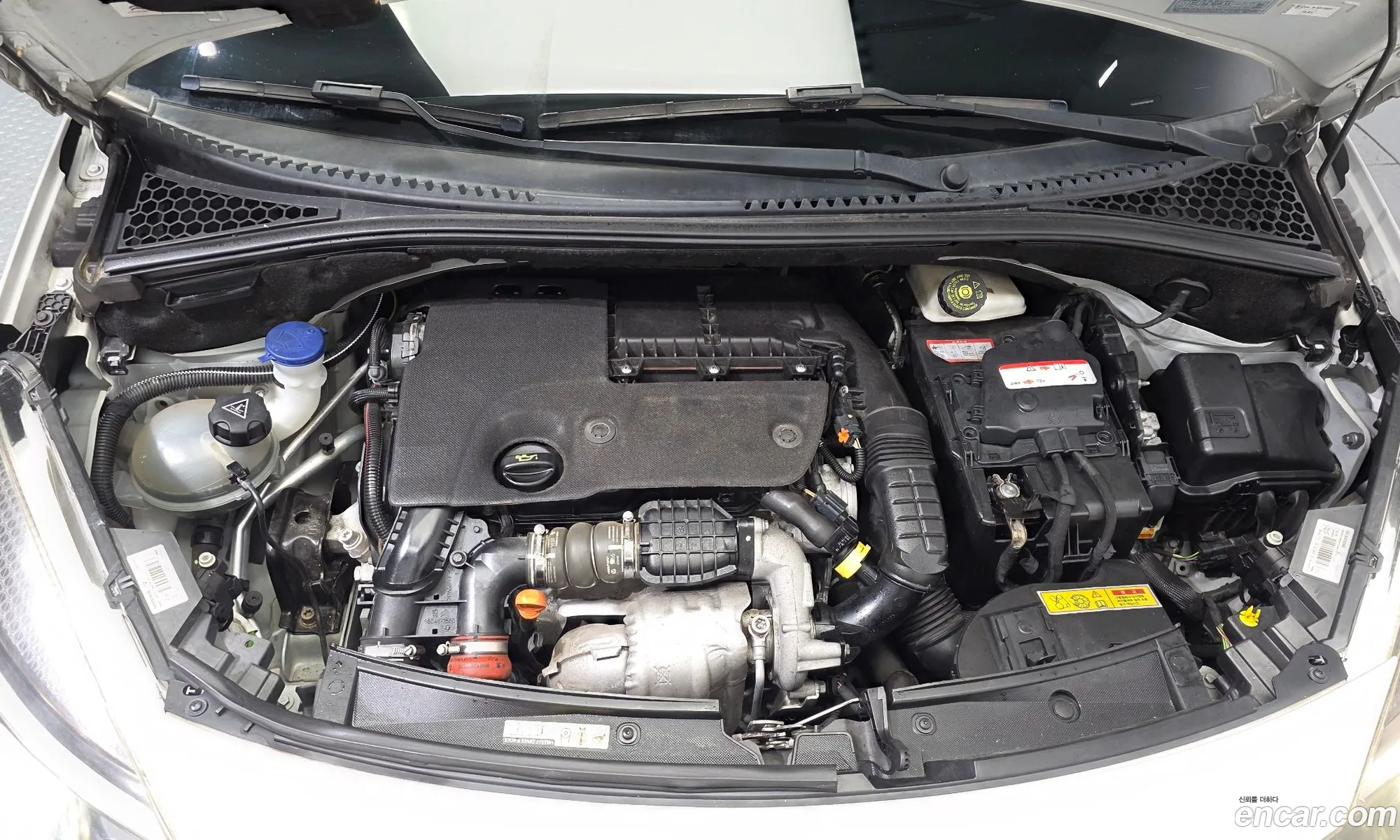 Citroen/DS DS3 2017 VF7SABHYMHW500208 — 19