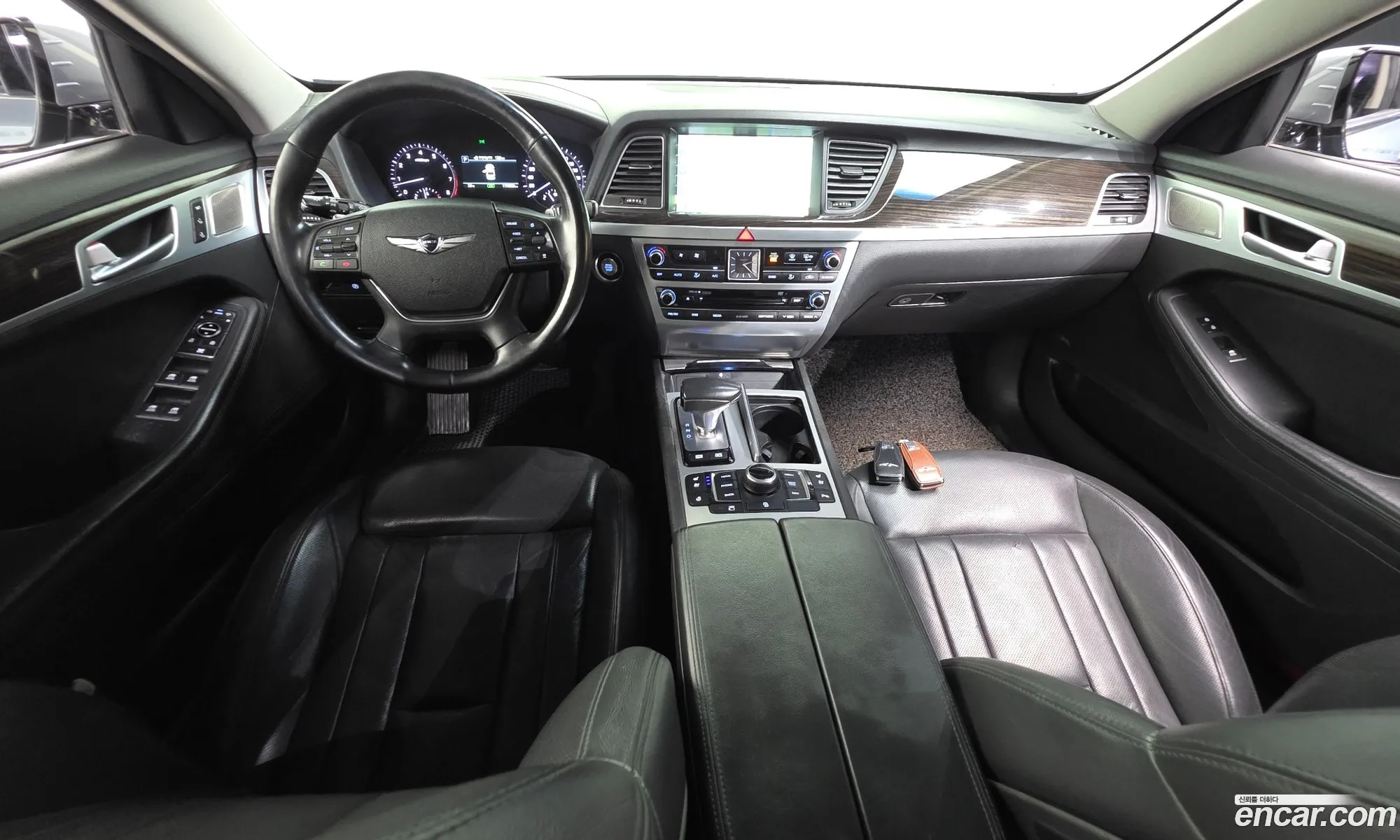Genesis G80 2016 — 29