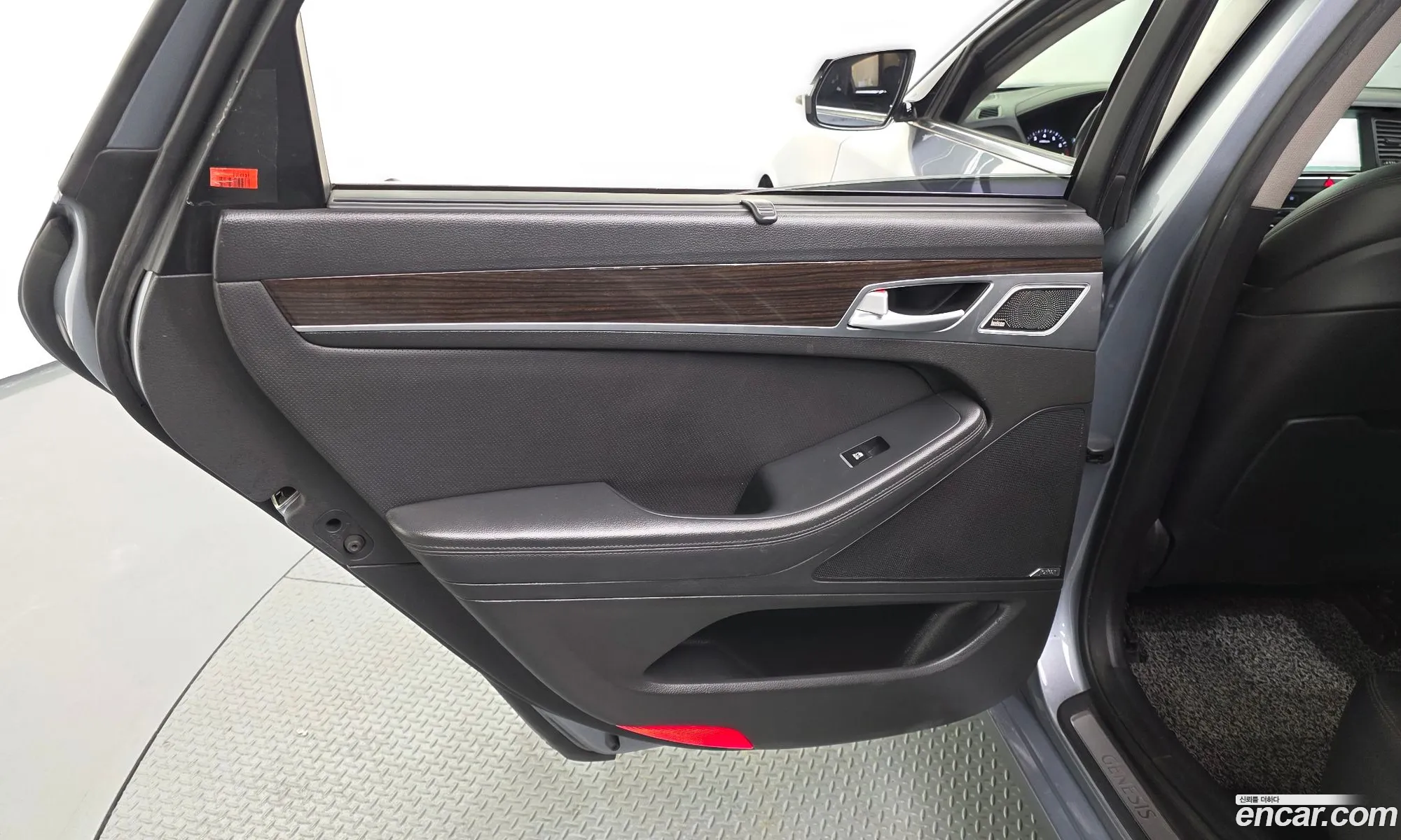 Genesis G80 2016 — 5