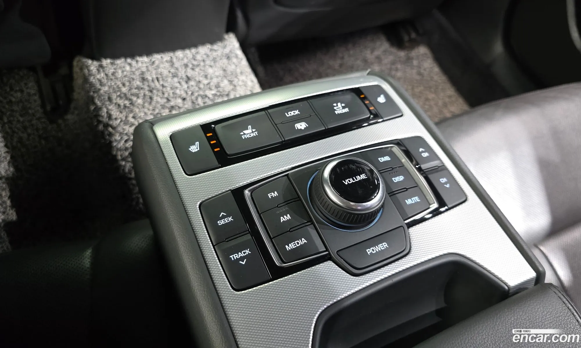 Genesis G80 2016 — 18