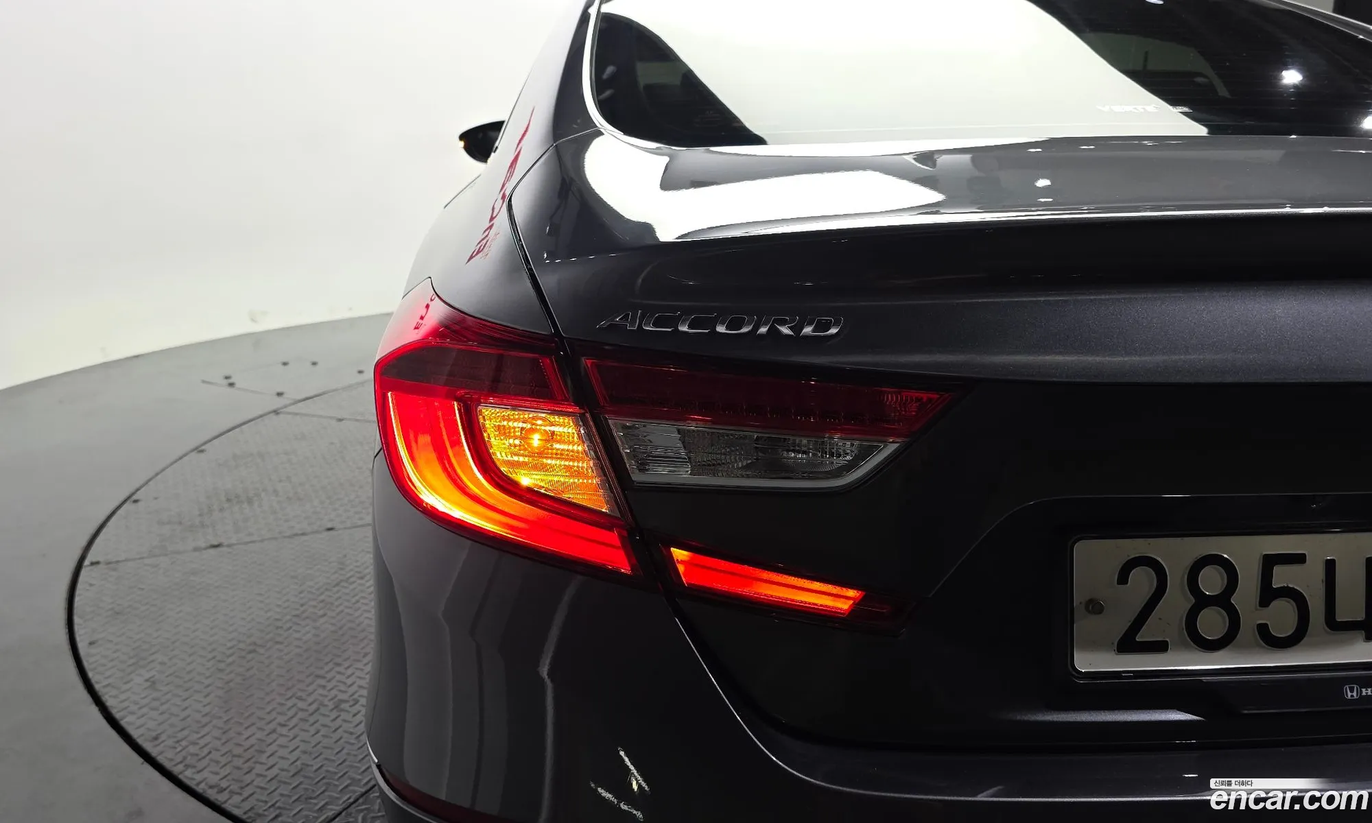 Honda Accord 10th Gen 2021 — 30