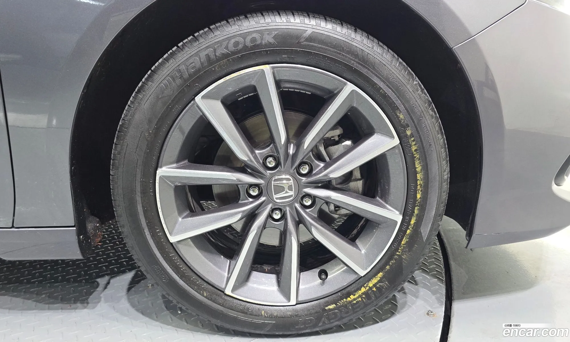 Honda Accord 10th Gen 2021 — 24