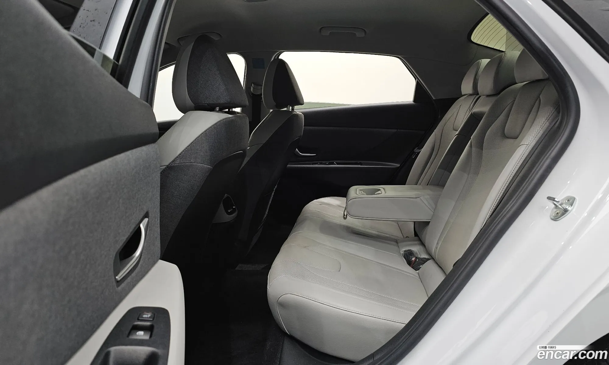 Hyundai Elantra 2021 — 9