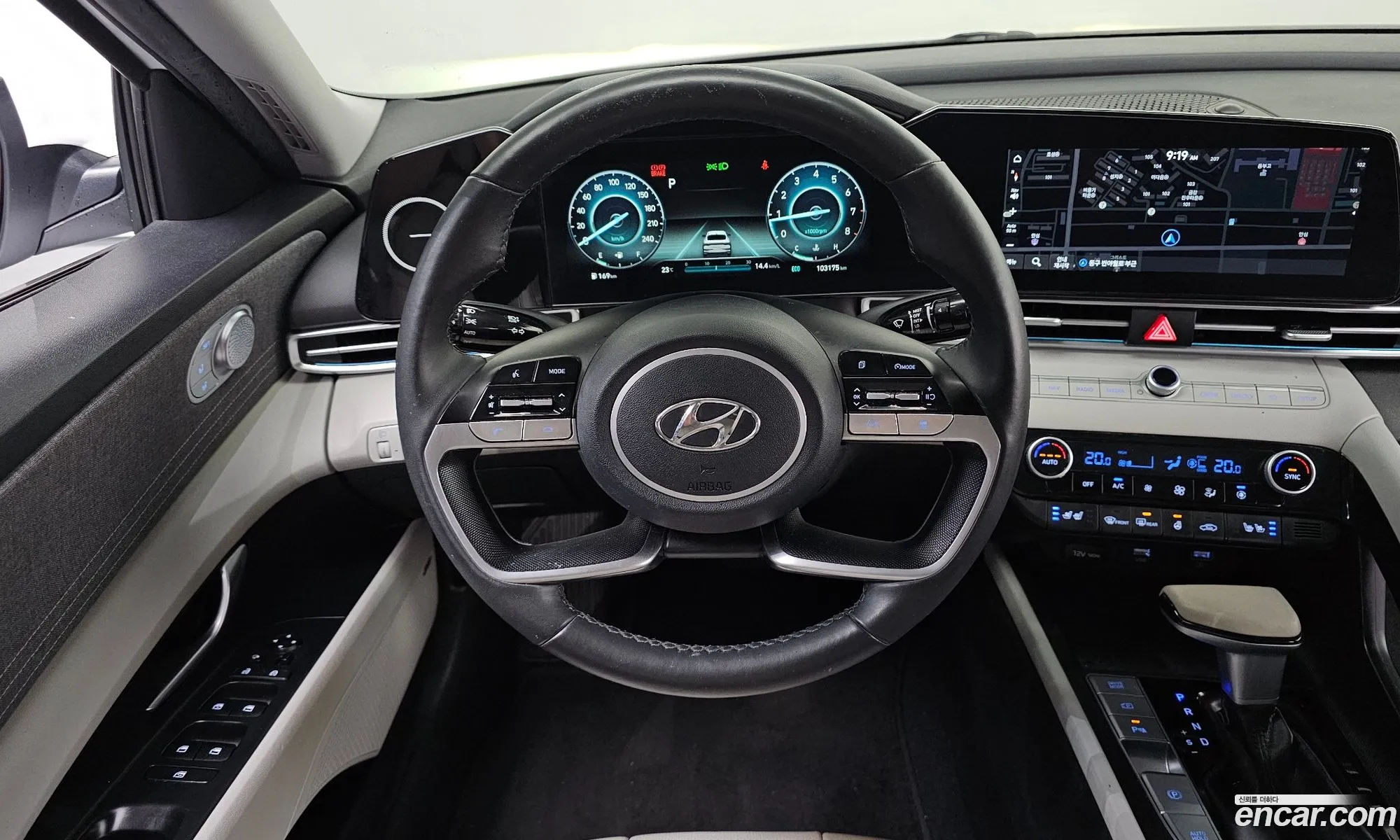 Hyundai Elantra 2021 — 4