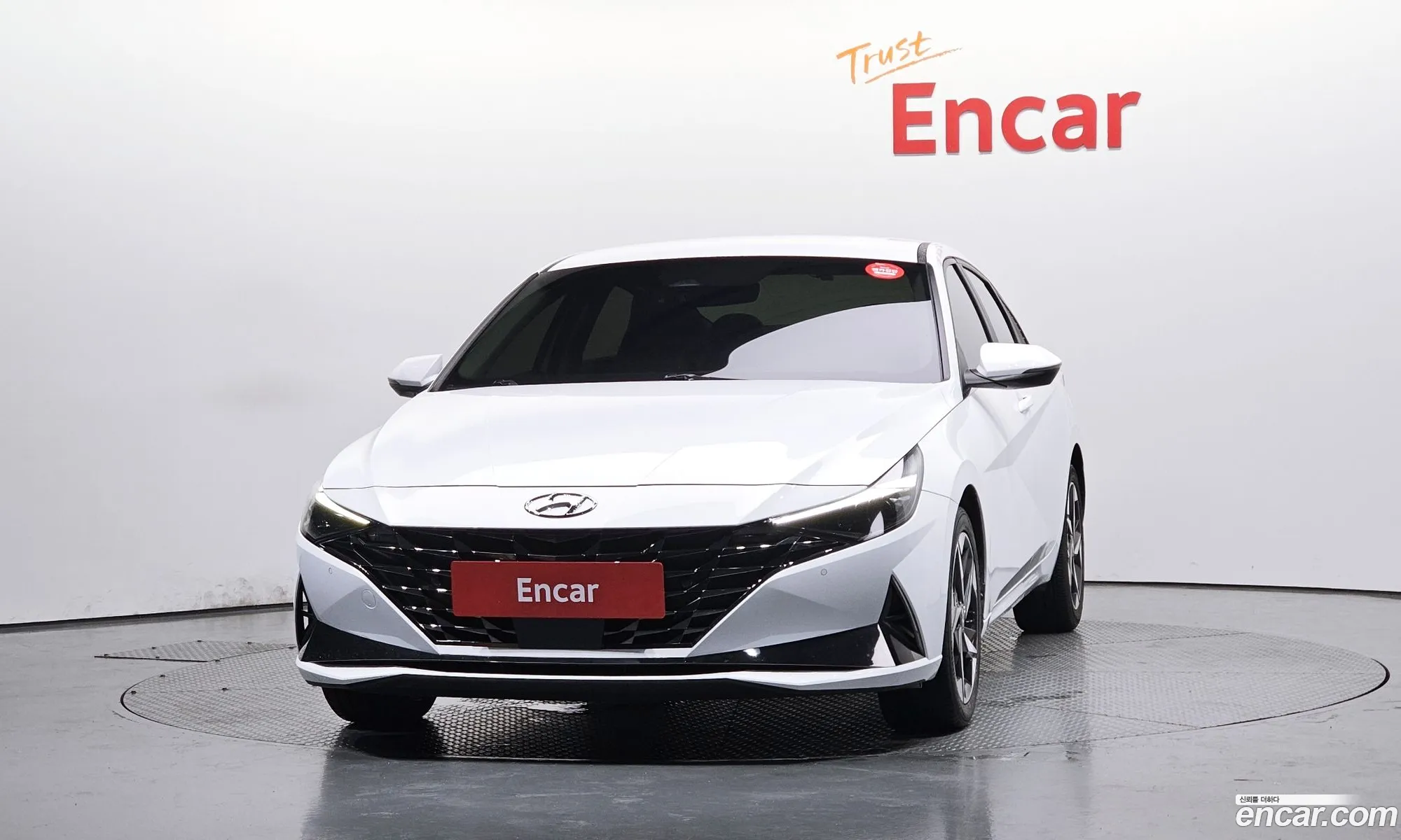 Hyundai Elantra 2021 — 12