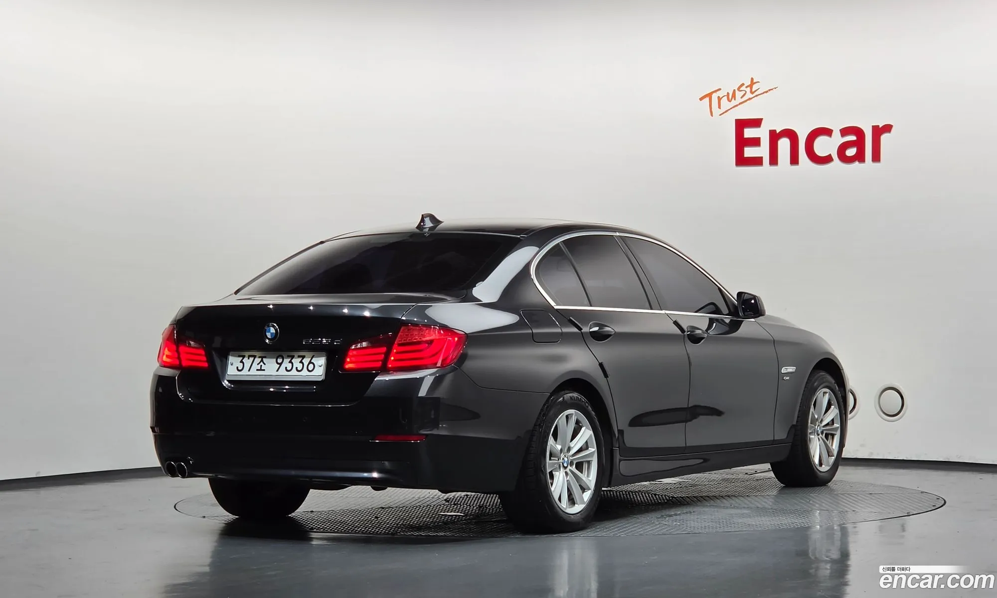 BMW 5 Series 2012 — 2
