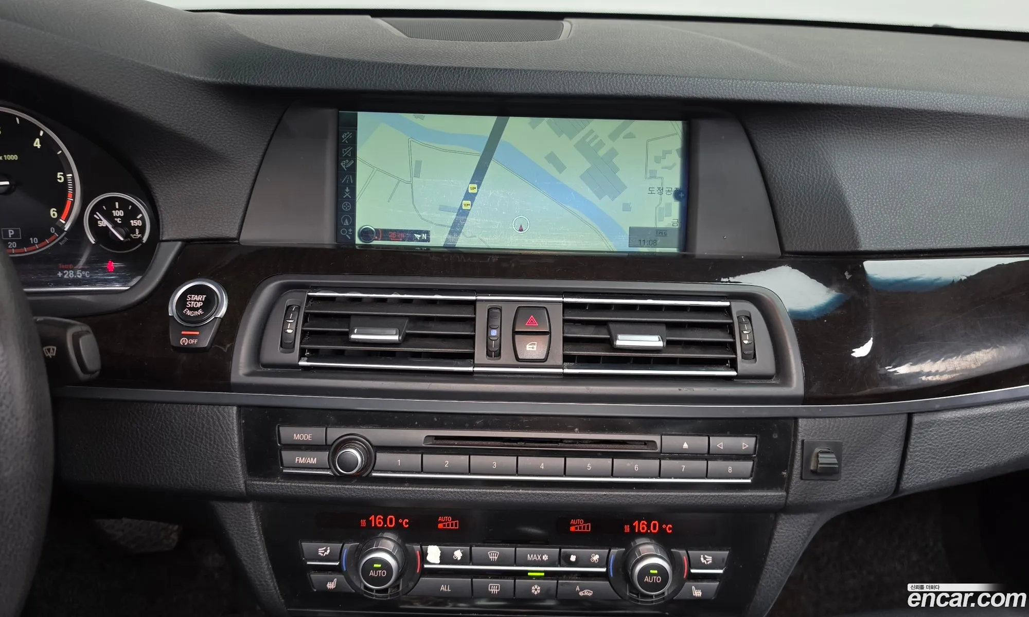 BMW 5 Series 2012 — 17