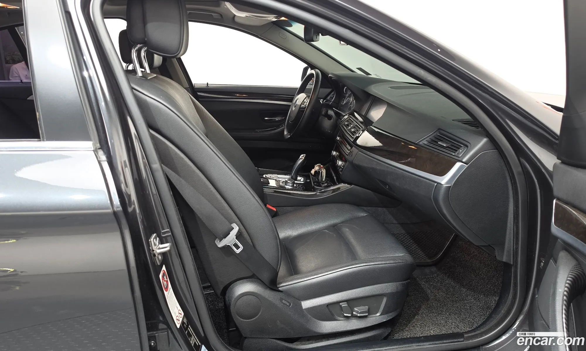 BMW 5 Series 2012 — 20