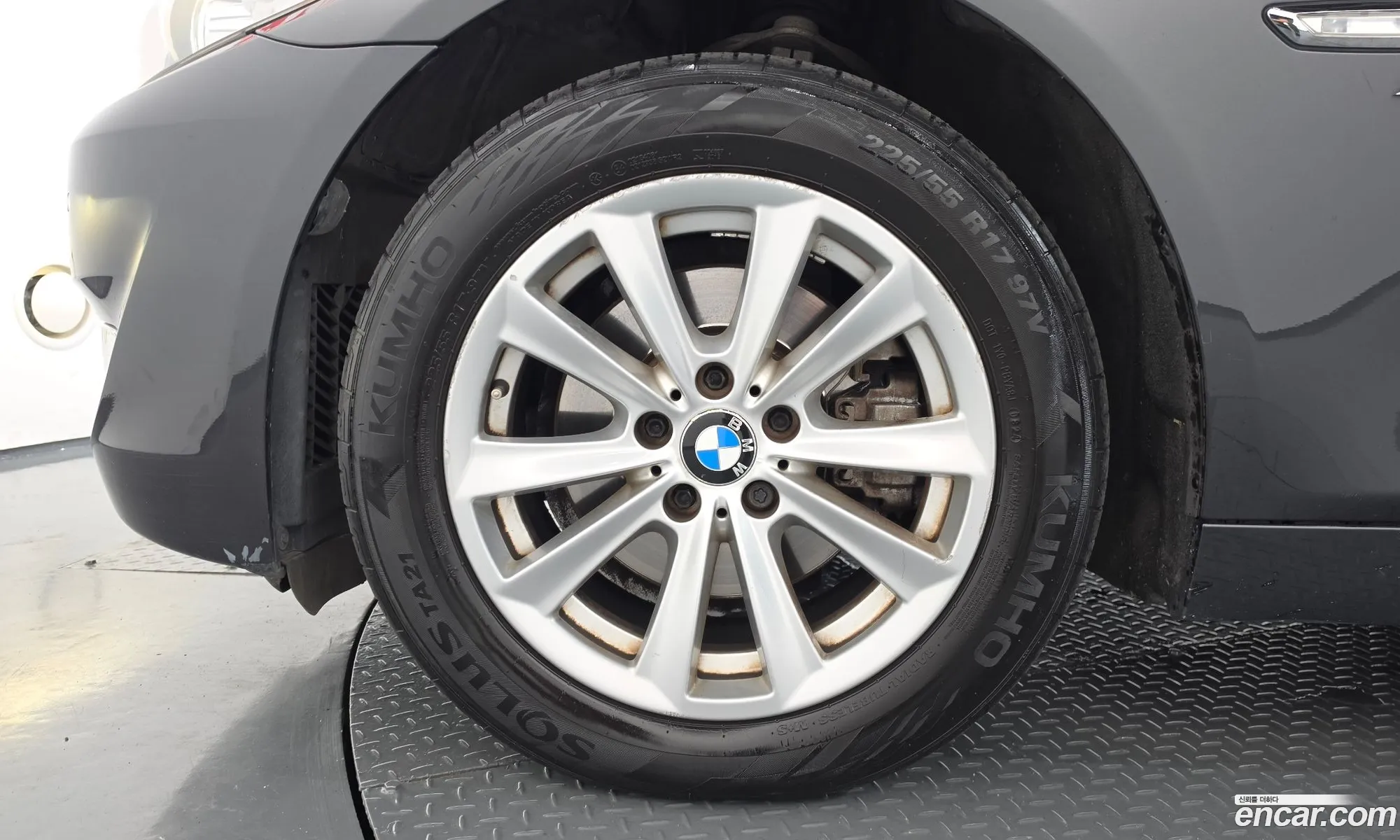 BMW 5 Series 2012 — 15