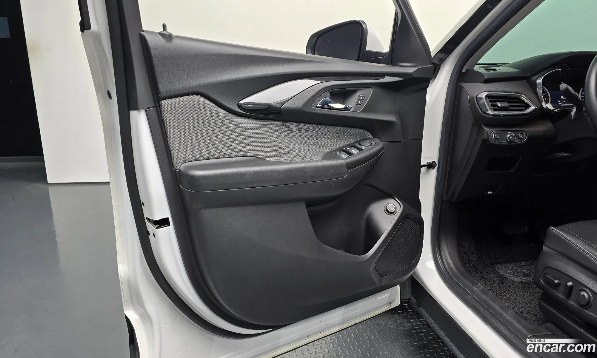 Chevrolet (GM Daewoo) Trailblazer 2021 — 26