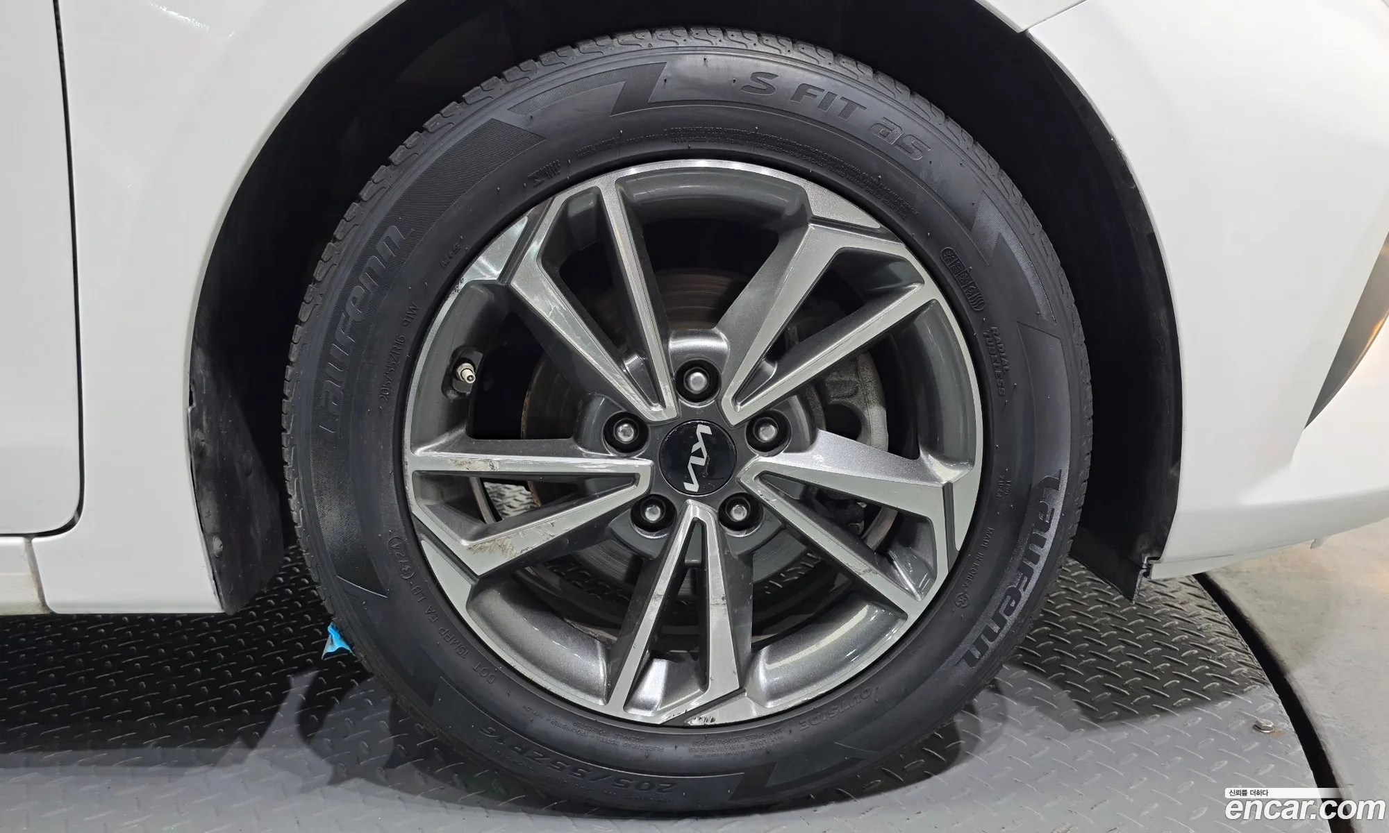Kia K3 2022 — 5