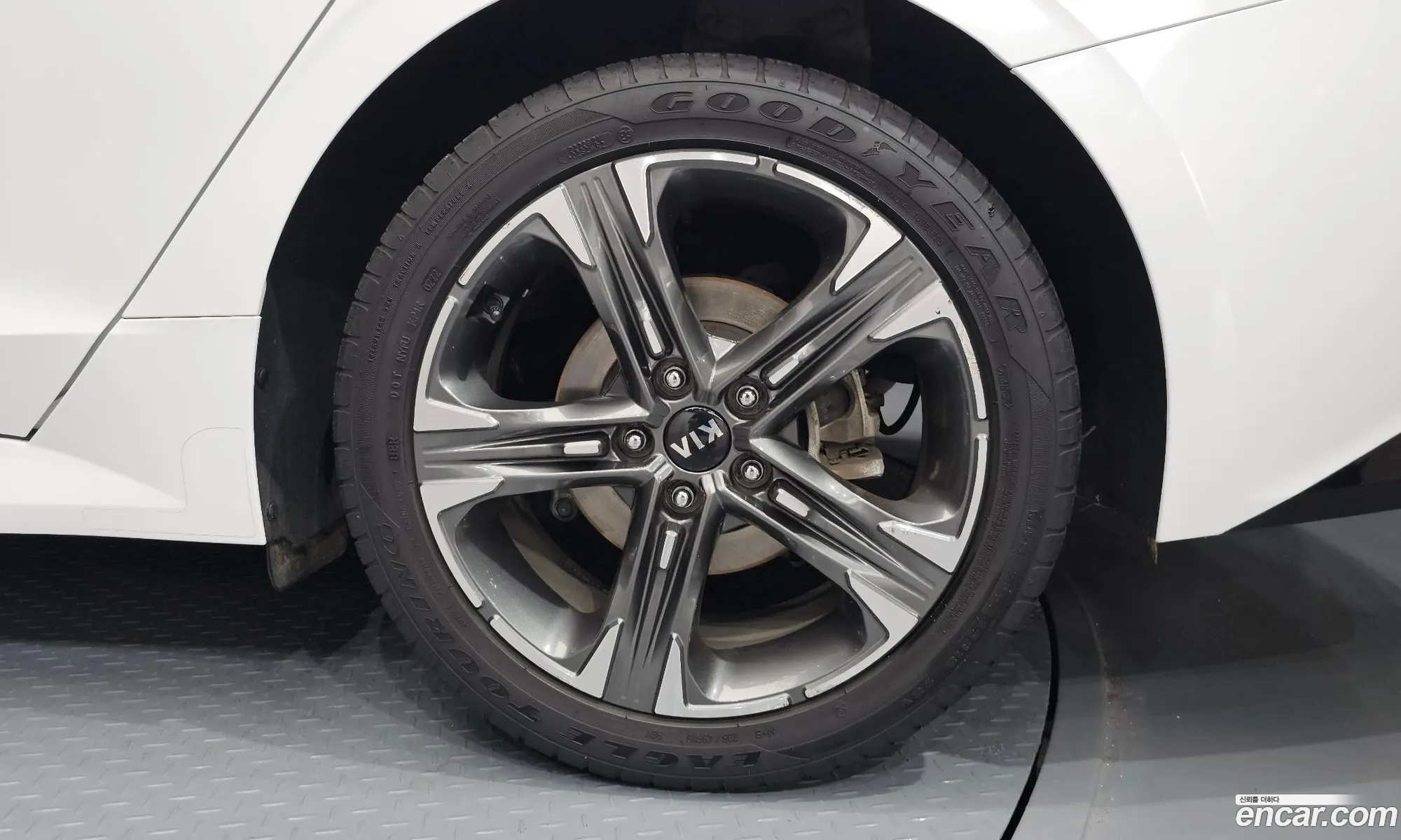 Kia K5 2019 — 6