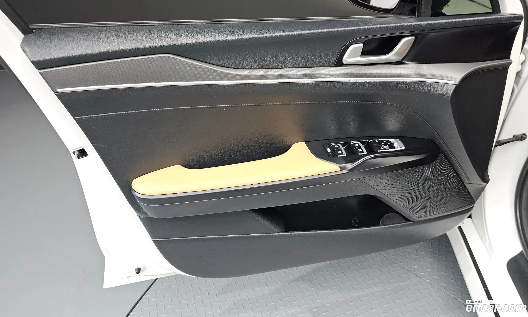 Kia K5 2019 — 26