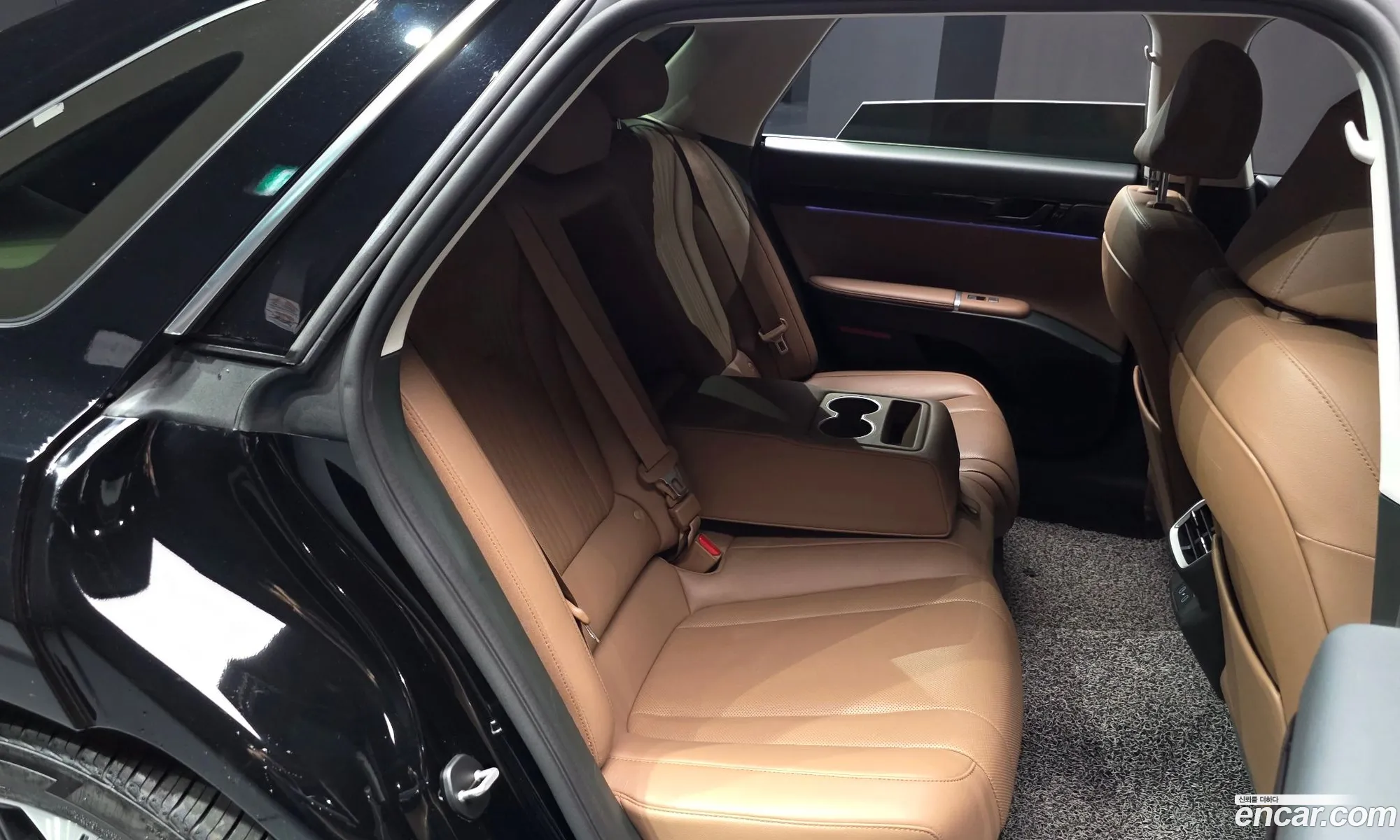Hyundai Grandeur Hybrid 2023 — 16