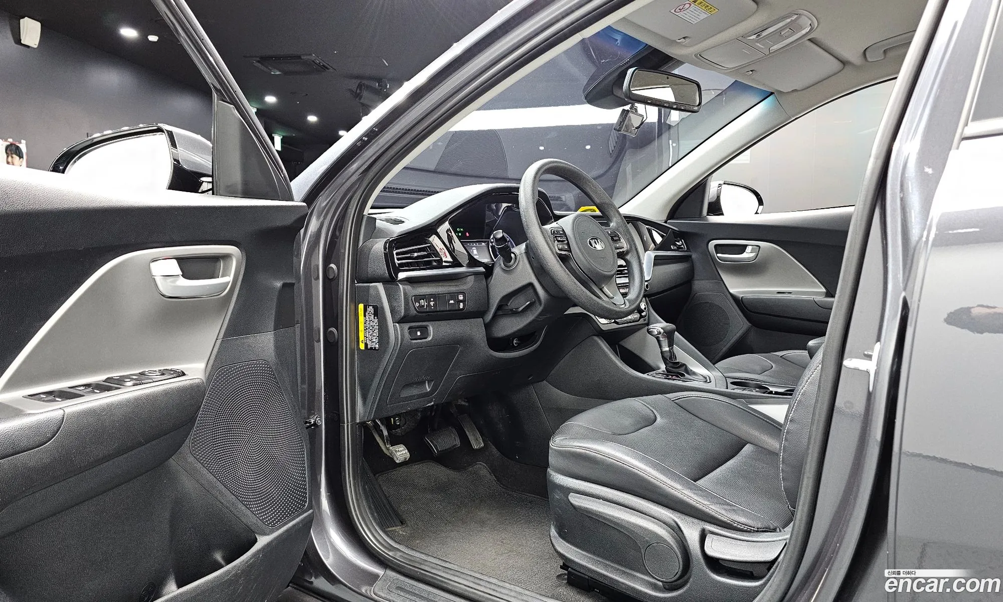 Kia Niro 2020 KNACA81CGLA411533 — 14