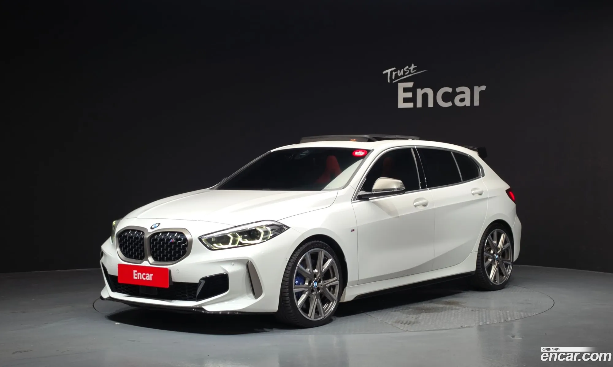 BMW 1 Series 2023 — 17