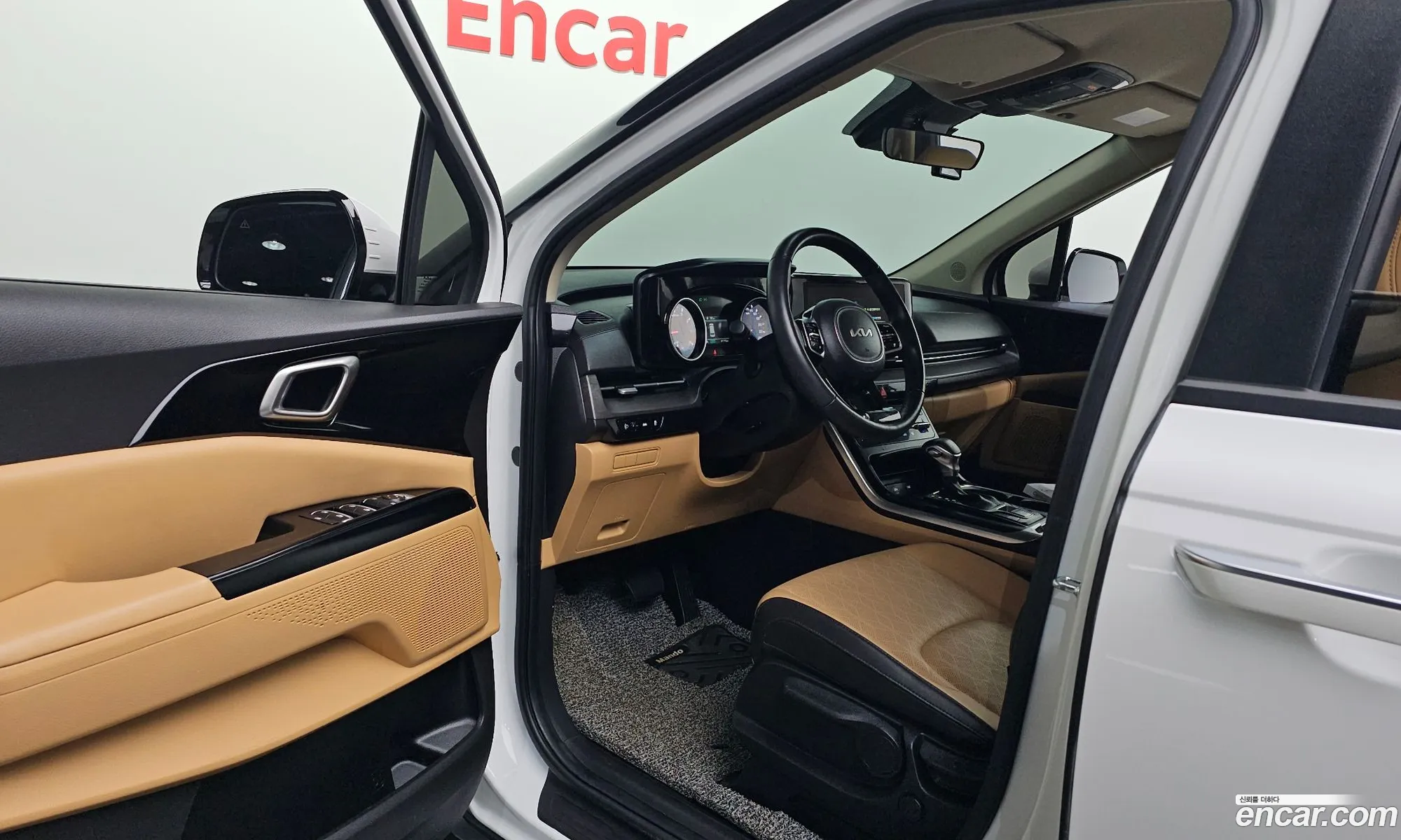 Kia Carnival 2023 — 14