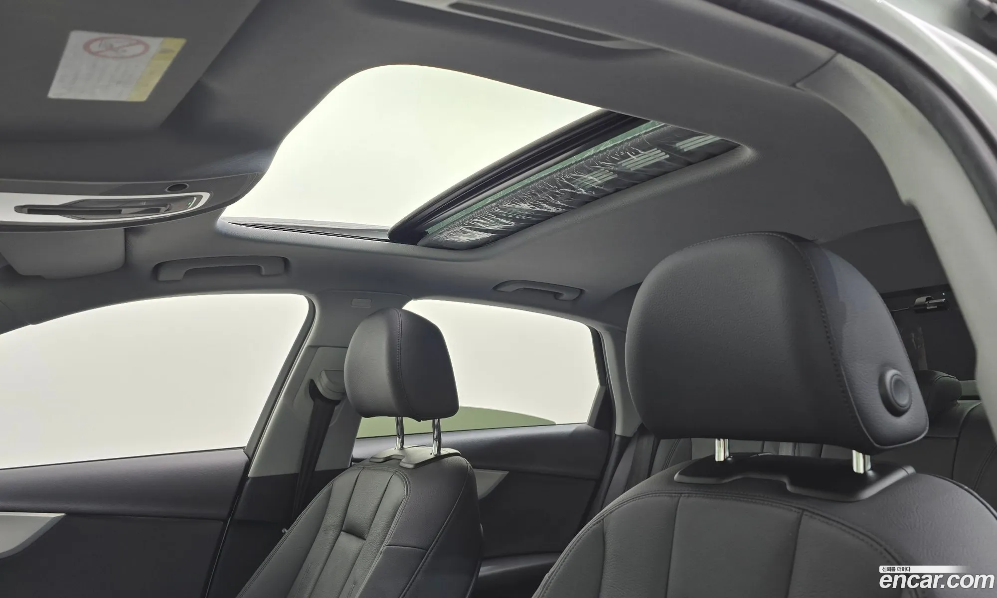 Audi A4 2019 WAUZZZF47KA122179 — 5