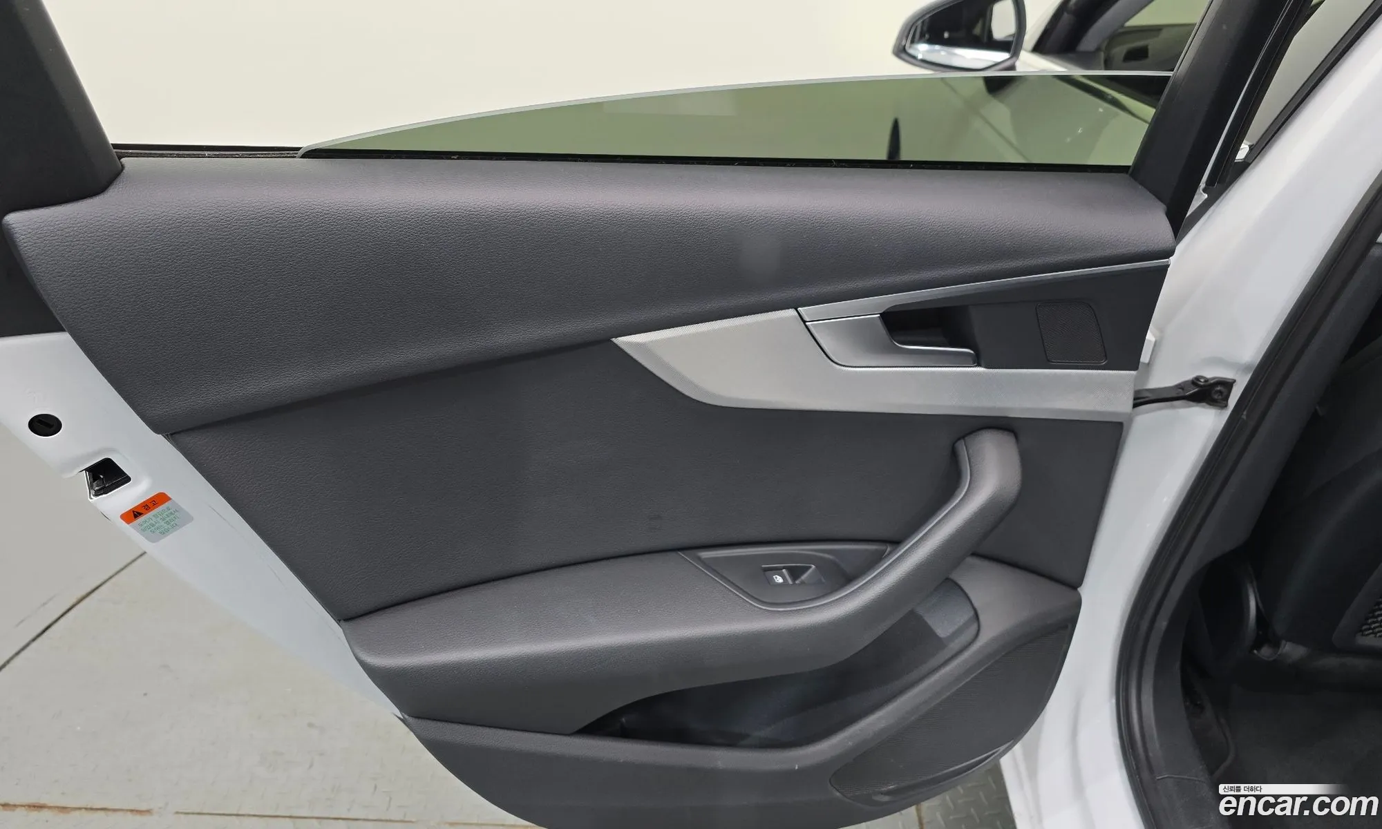 Audi A4 2019 WAUZZZF47KA122179 — 20