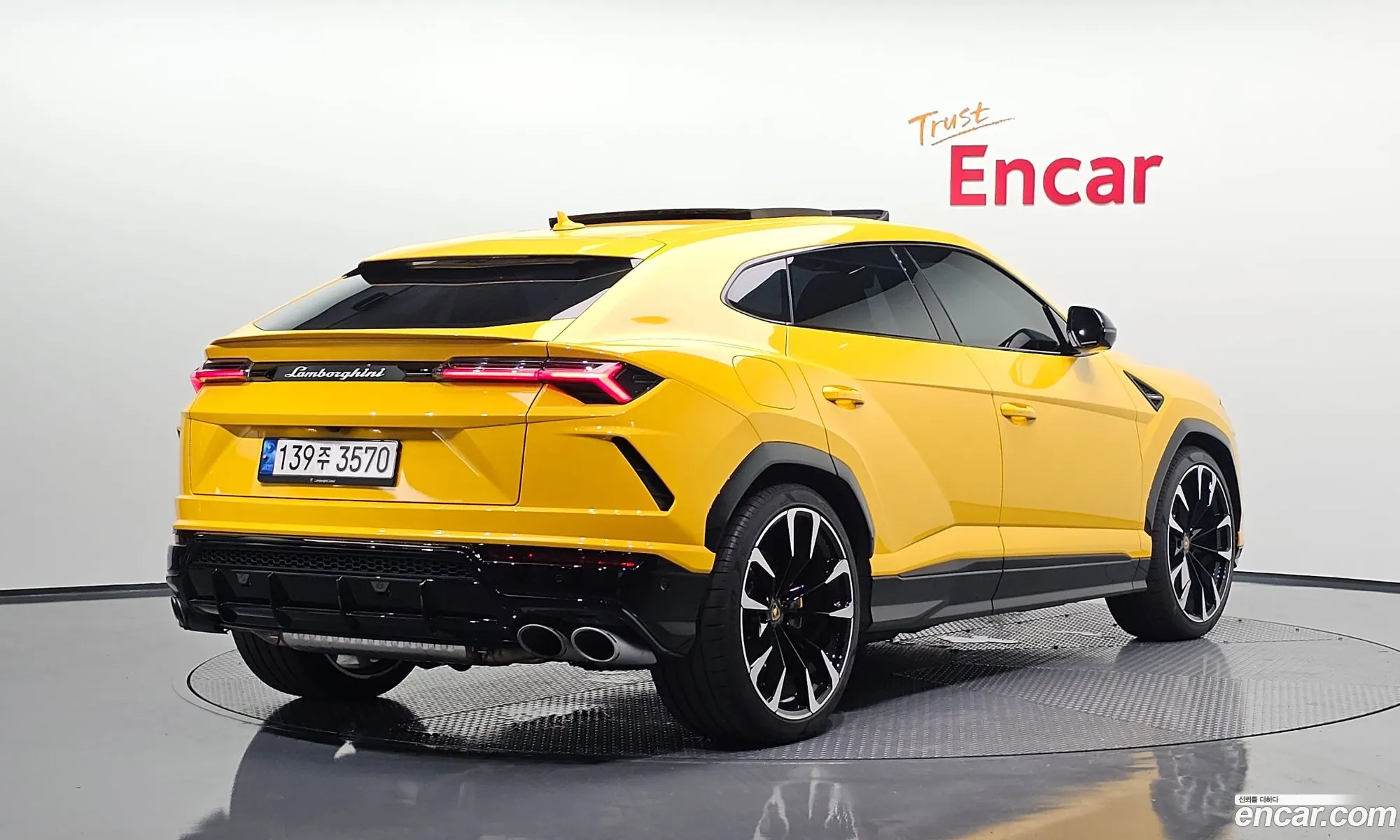 Lamborghini Urus 2022 — 9