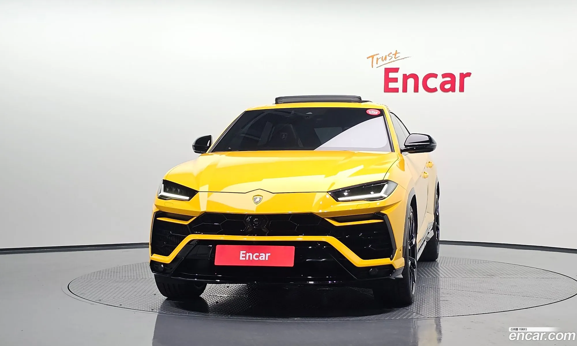 Lamborghini Urus 2022 — 3