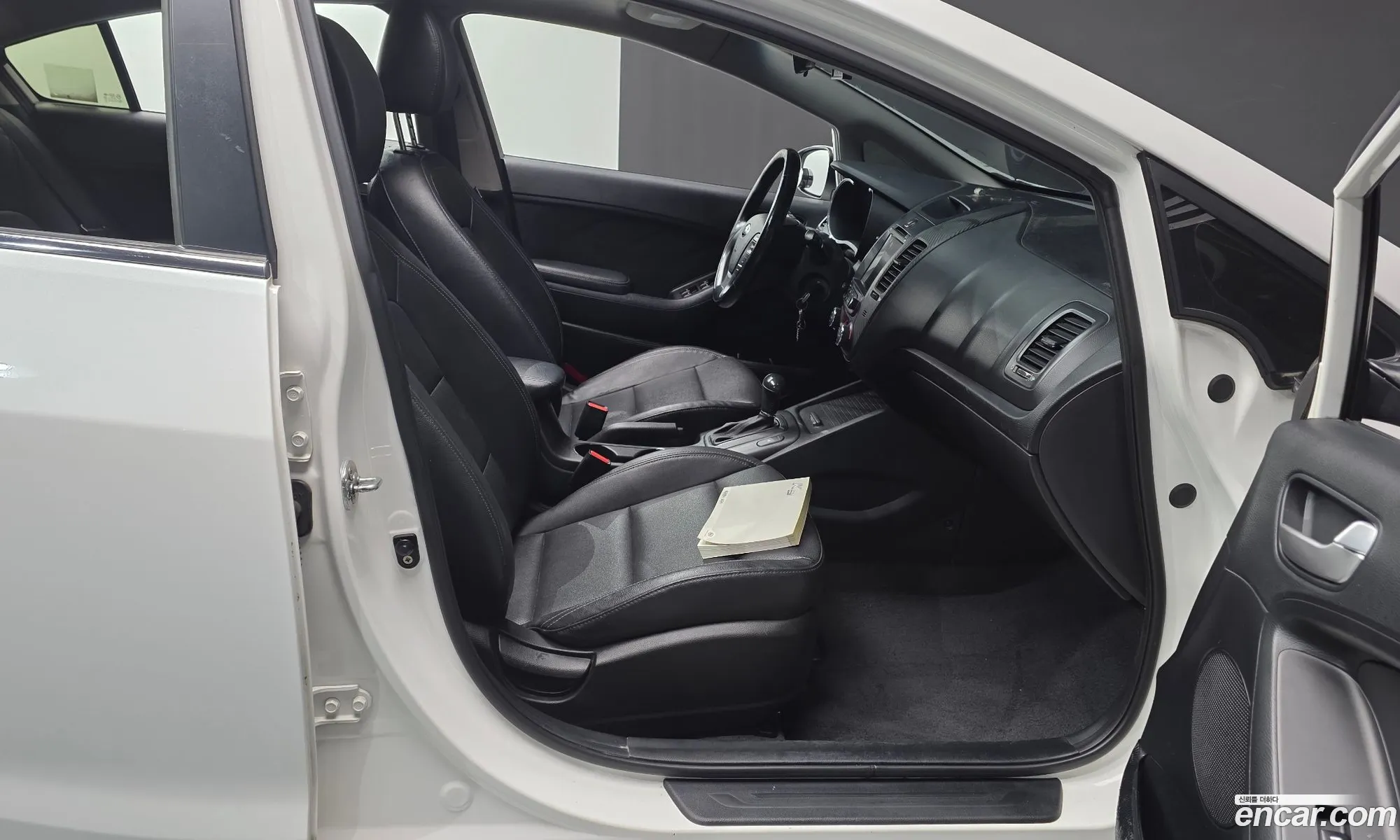 Kia K3 2015 KNAFK412BFA468770 — 10