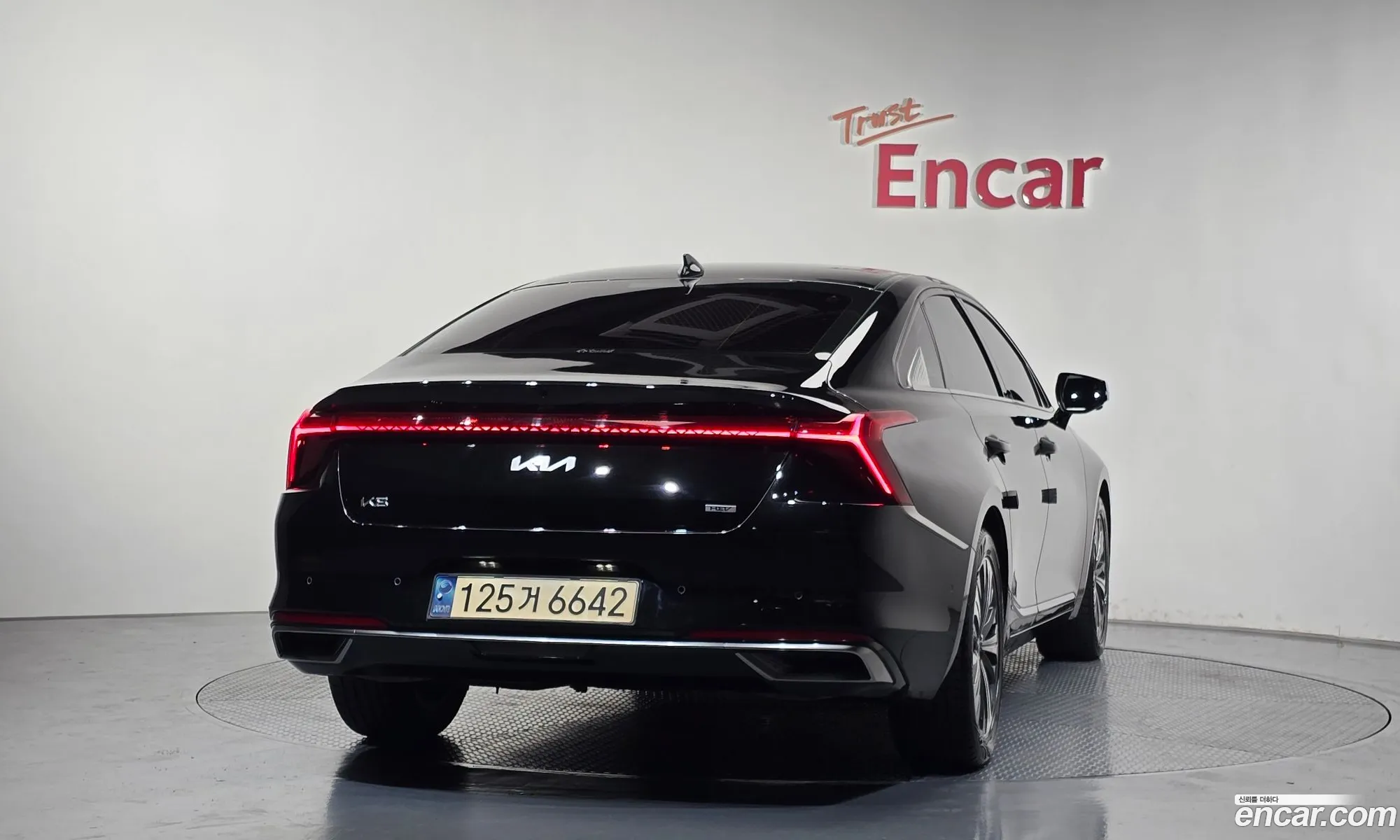 Kia K8 Hybrid 2022 — 10