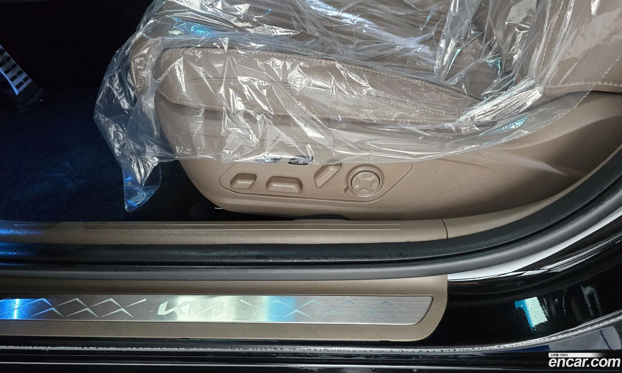 Kia K8 Hybrid 2022 — 13