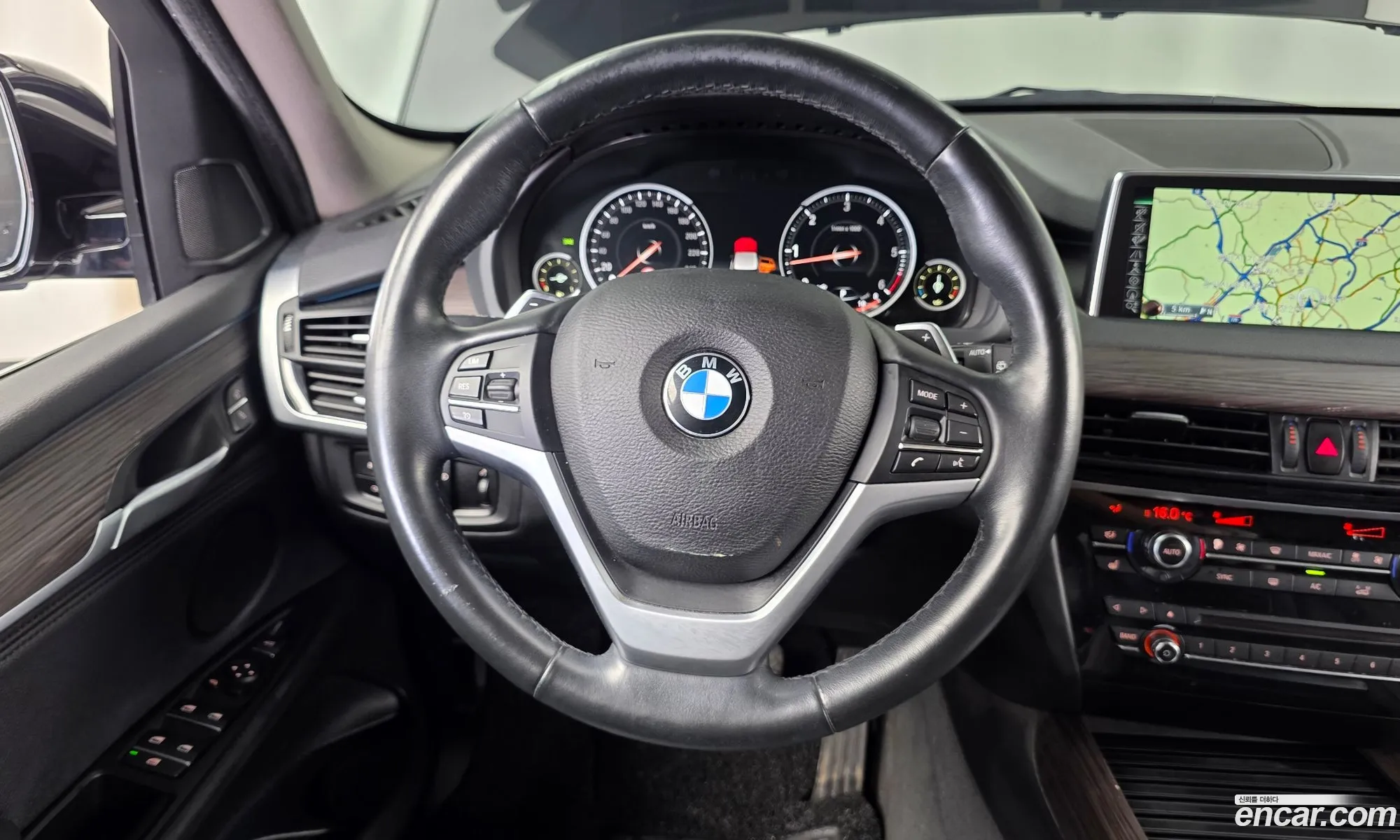 BMW X5 2016 — 13