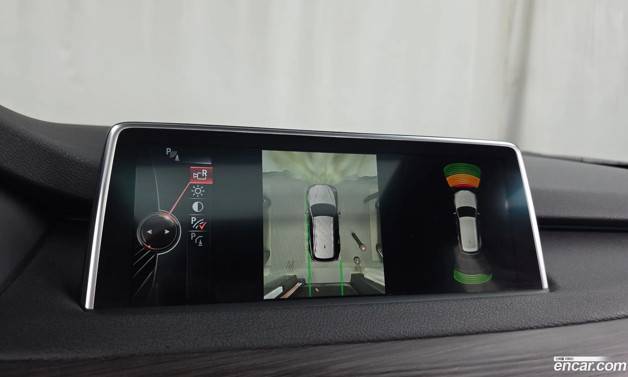 BMW X5 2016 — 16