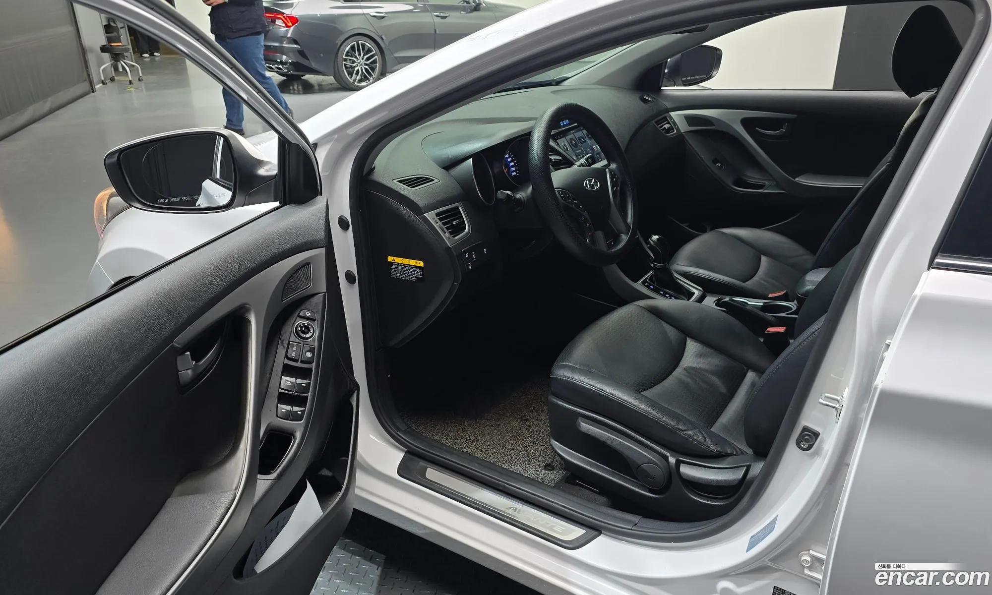 Hyundai Elantra 2014 — 25