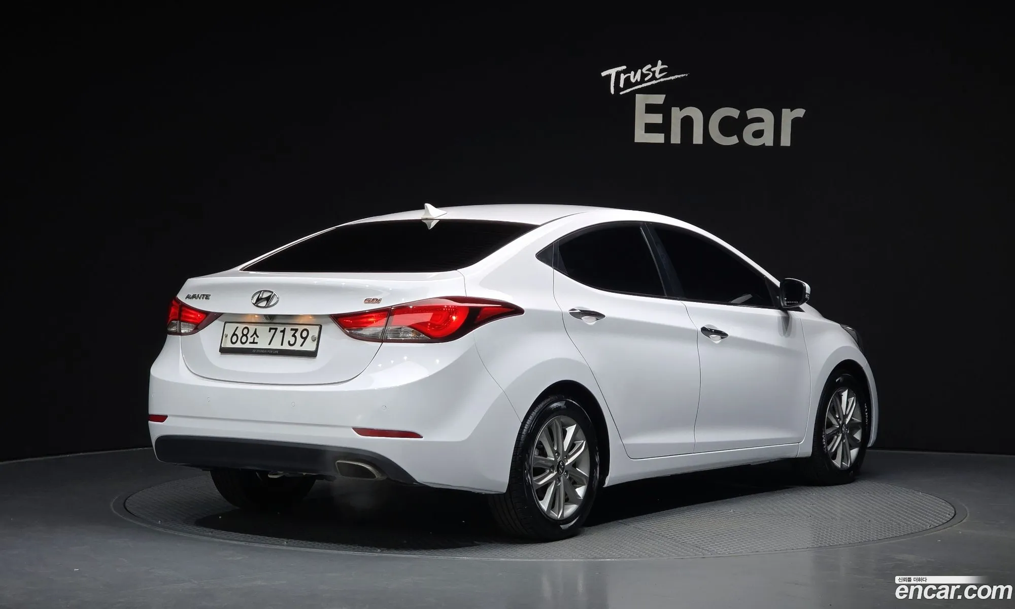 Hyundai Elantra 2014 — 12