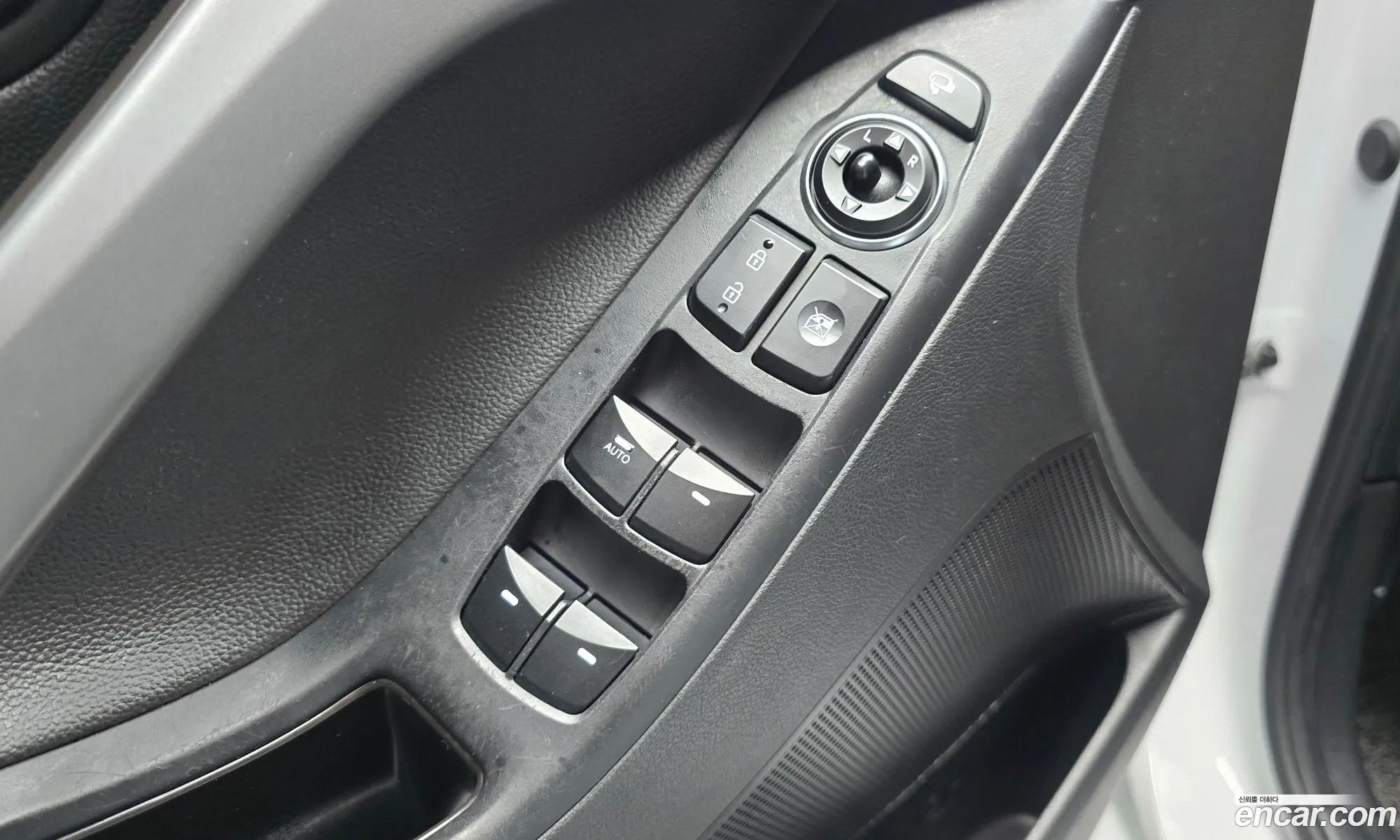 Hyundai Elantra 2014 — 3