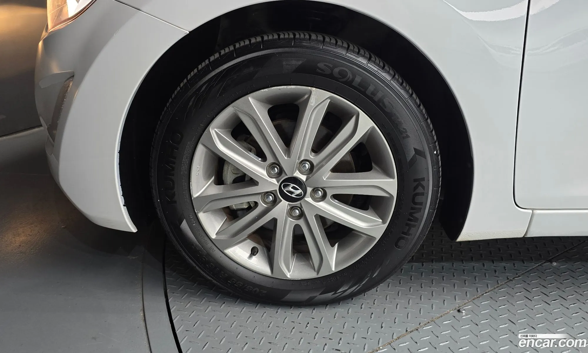 Hyundai Elantra 2014 — 13