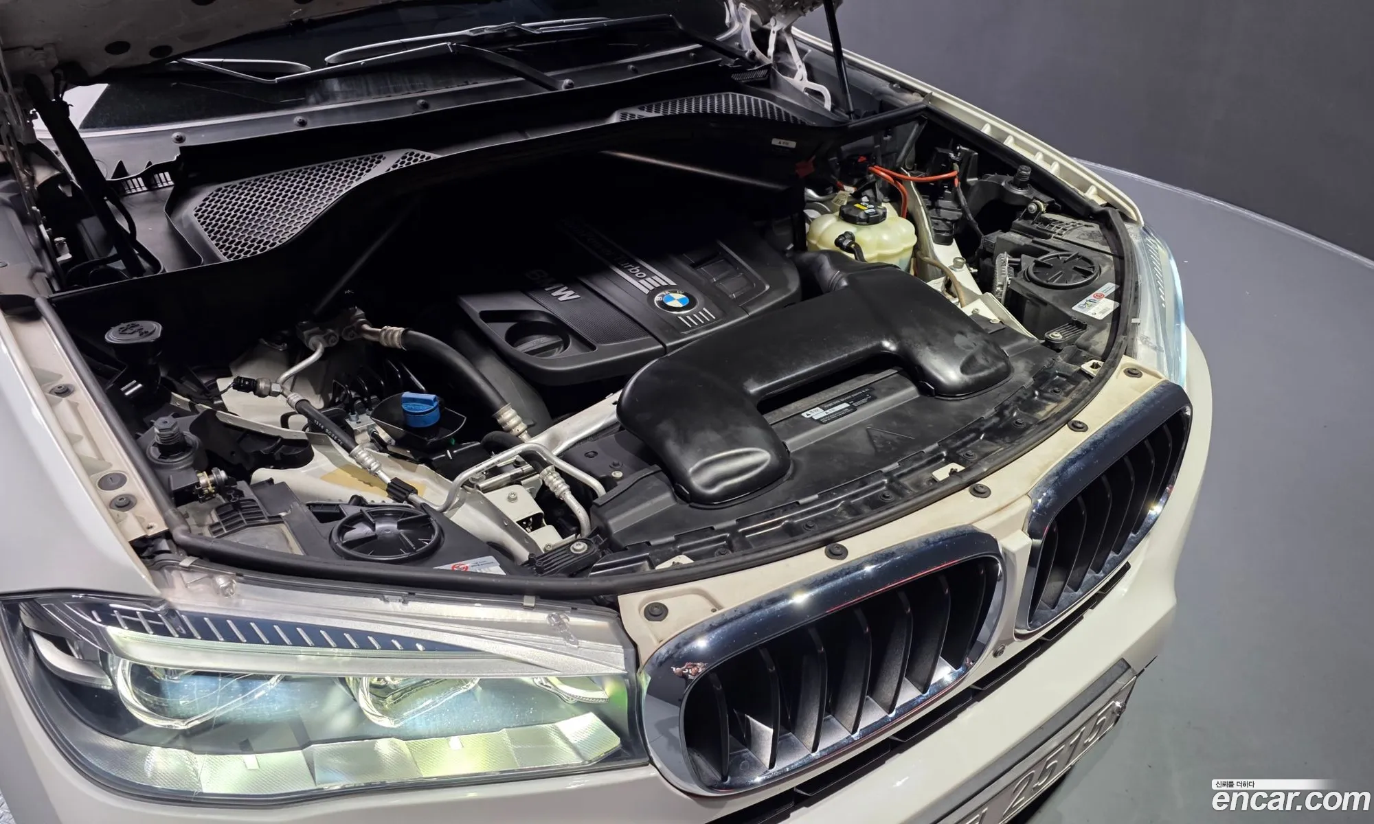 BMW X6 2017 WBAKV2108HQV38832 — 5