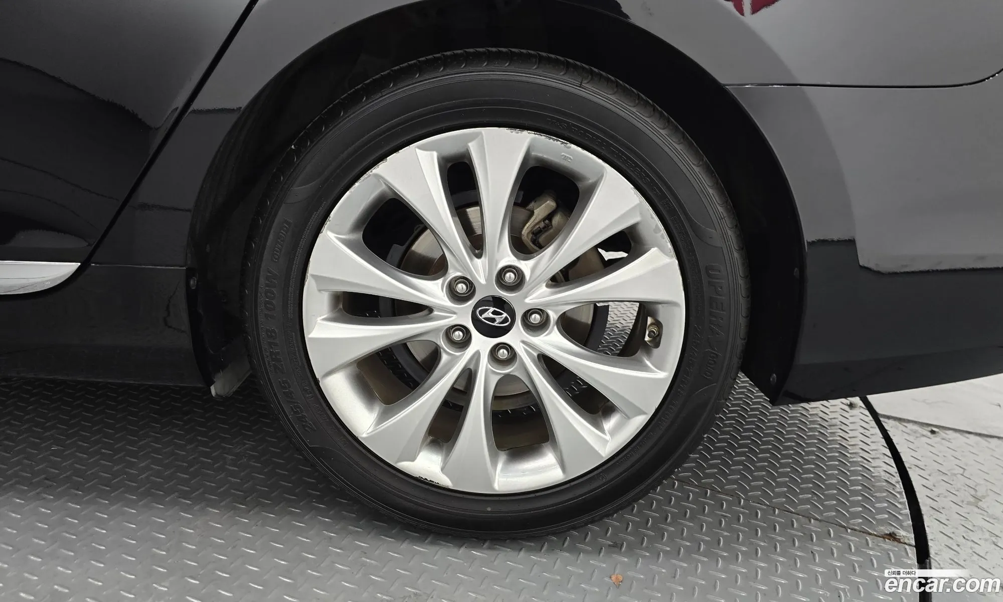 Hyundai Grandeur HG 2012 — 3