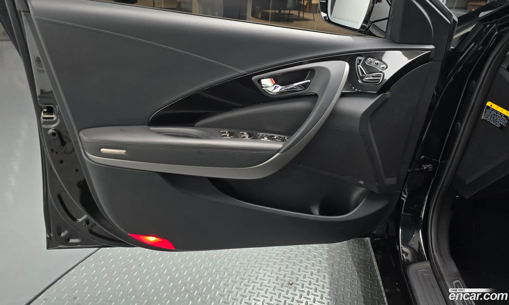 Hyundai Grandeur HG 2012 — 27
